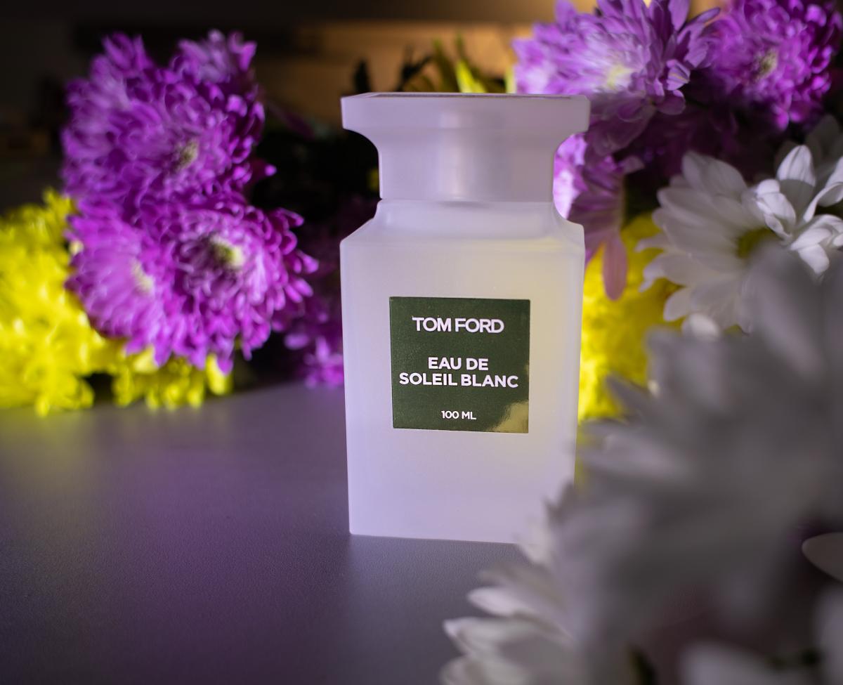 Eau de Soleil Blanc Tom Ford perfume a fragrance for women and men 2018