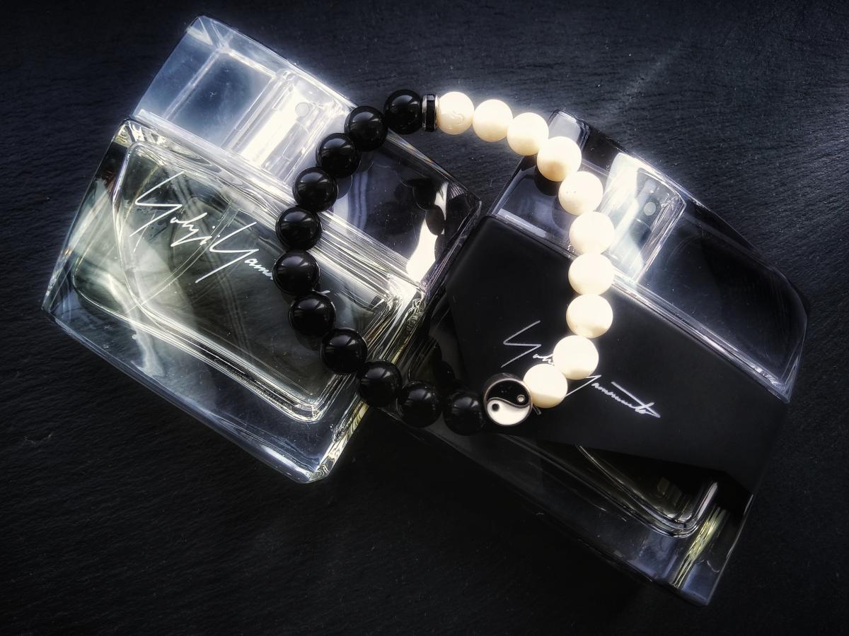 Yohji Yamamoto Femme Yohji Yamamoto parfum - un parfum pour femme 2013