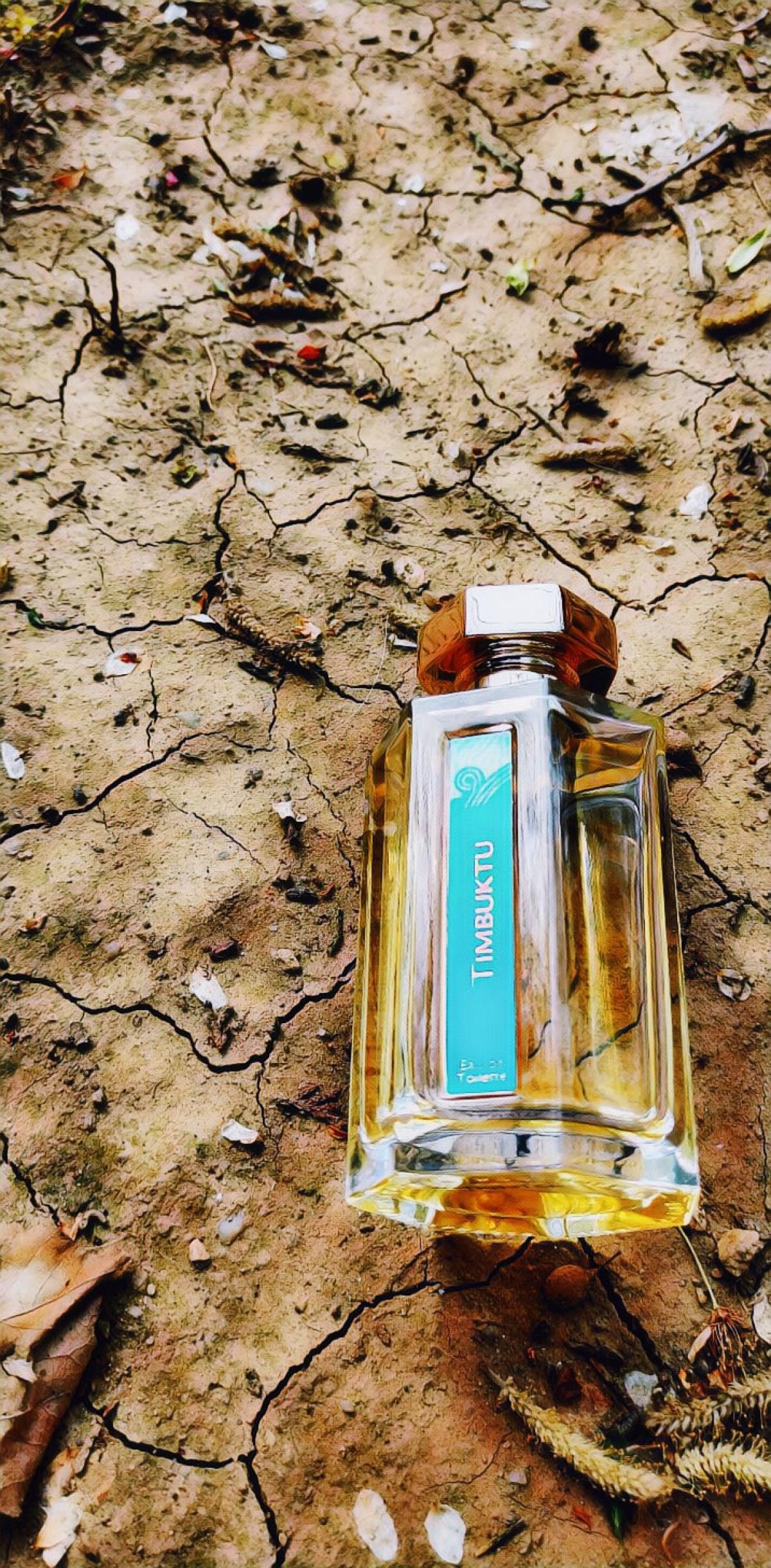 L'Artisan Parfumeur La Chasse aux Papillons Fragrances - Perfumes,  Colognes, Parfums, Scents resource guide - The Perfume Girl