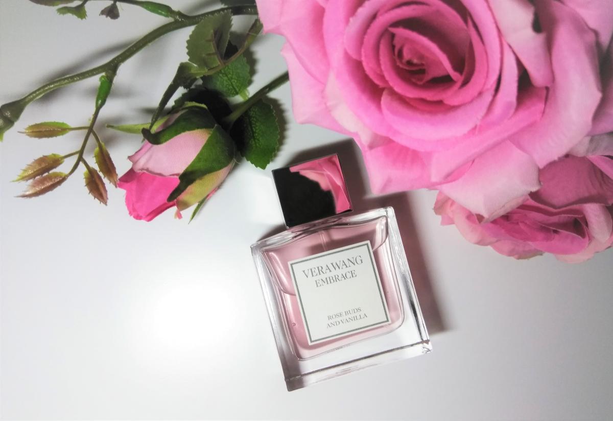 Embrace Rose Buds and Vanilla Vera Wang perfume a fragrance for women 2015