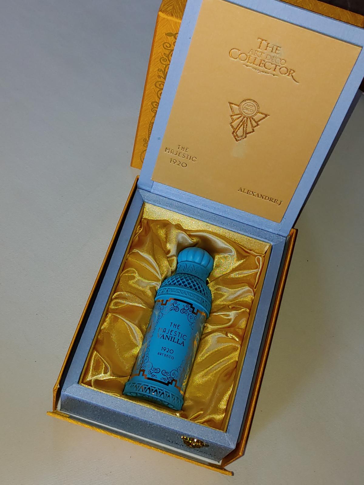 The Majestic Vanilla Alexandre.J perfume a fragrance for women and