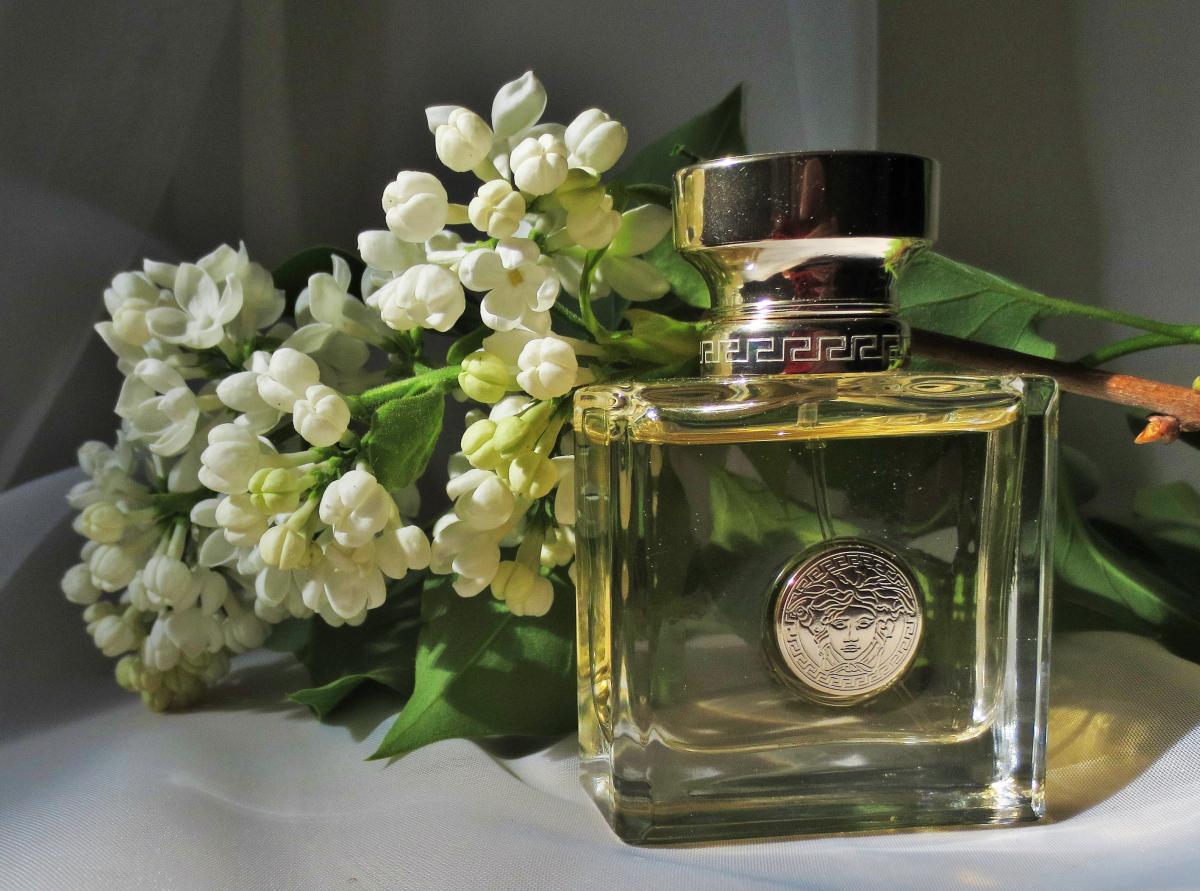 Versace Pour Femme Versace parfem - parfem za žene 2007