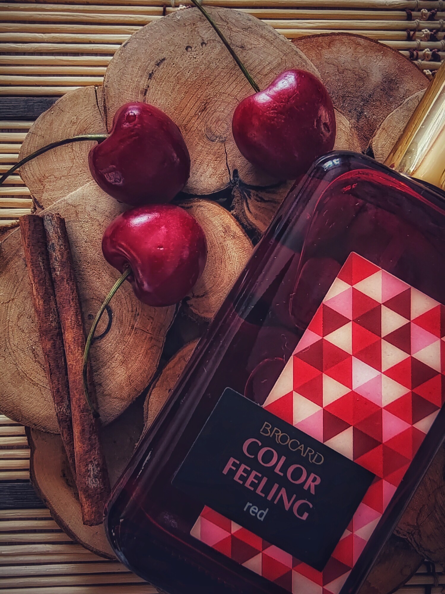 Color Feeling Red Brocard fragancia - una fragancia para Hombres y ...