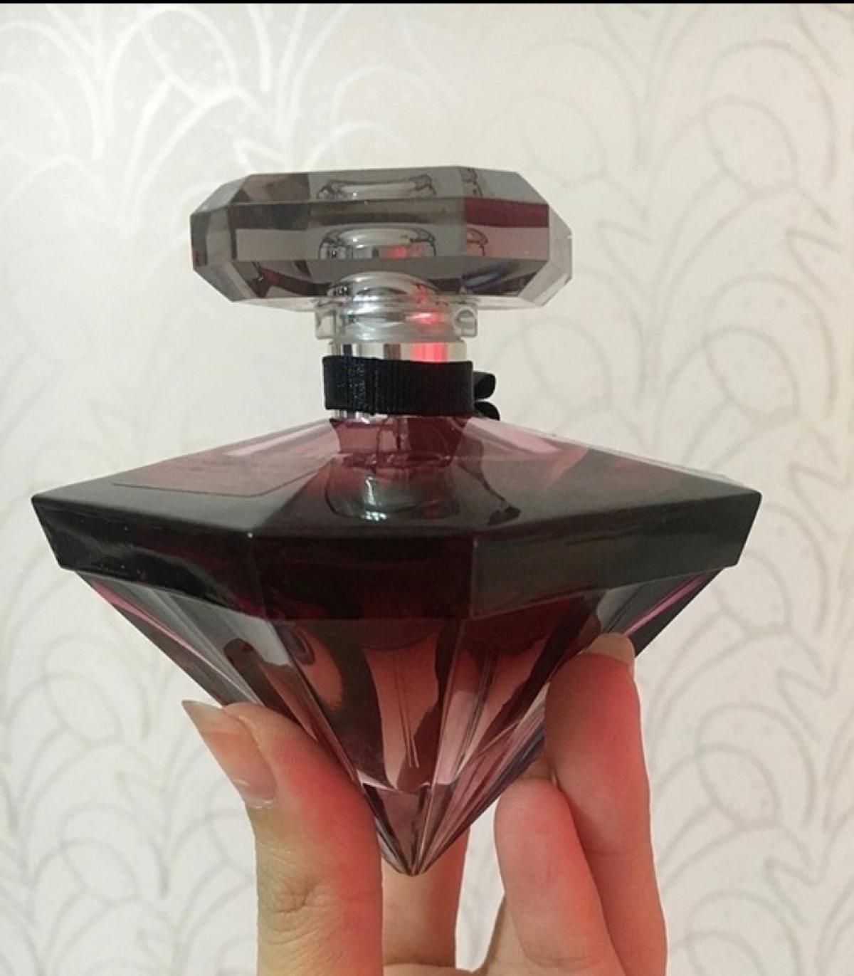 La Nuit Trésor à la Folie Lancôme perfume - a fragrance for women 2018