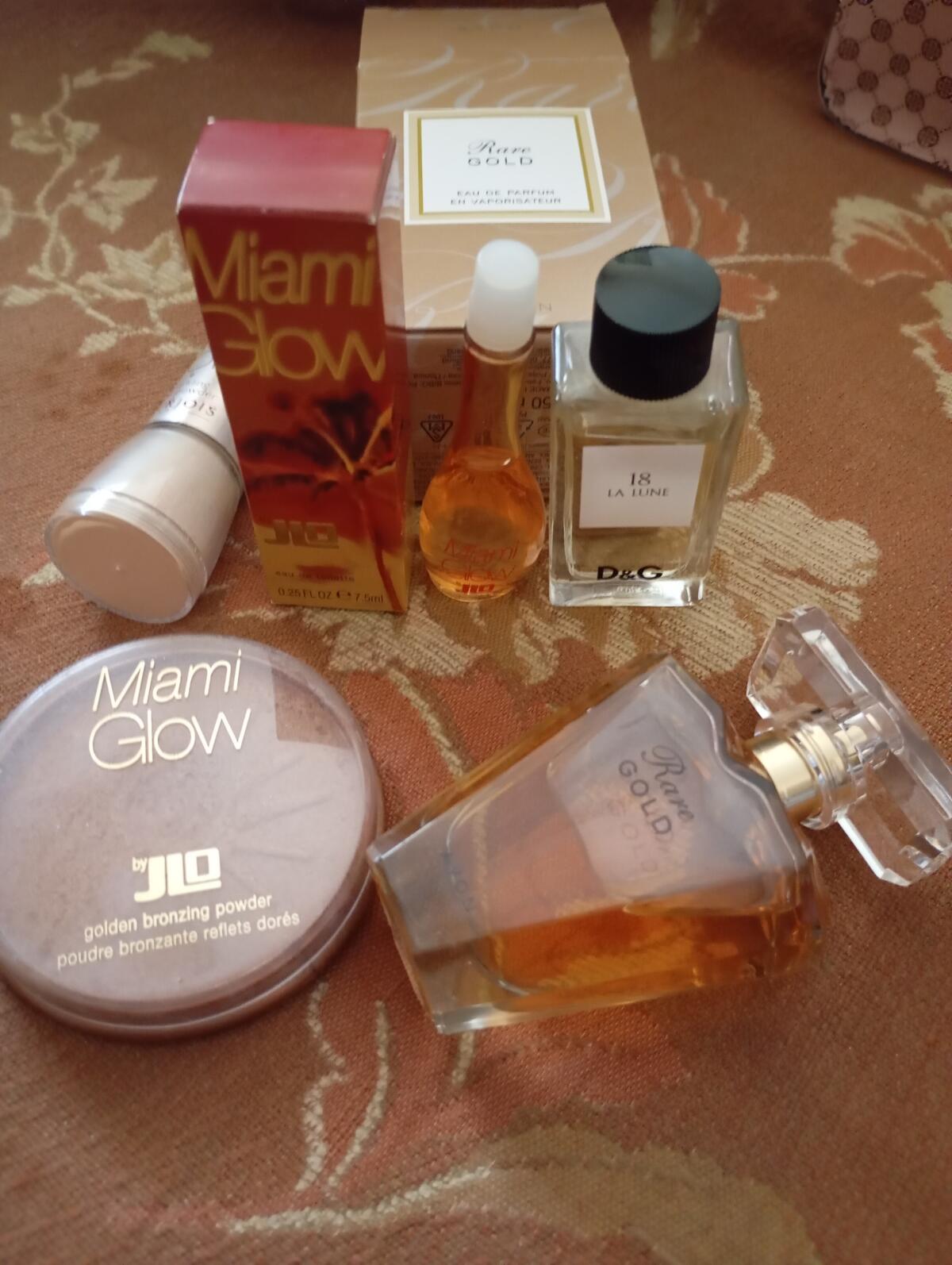 Rare Gold Avon perfume - a fragrance for women 1995