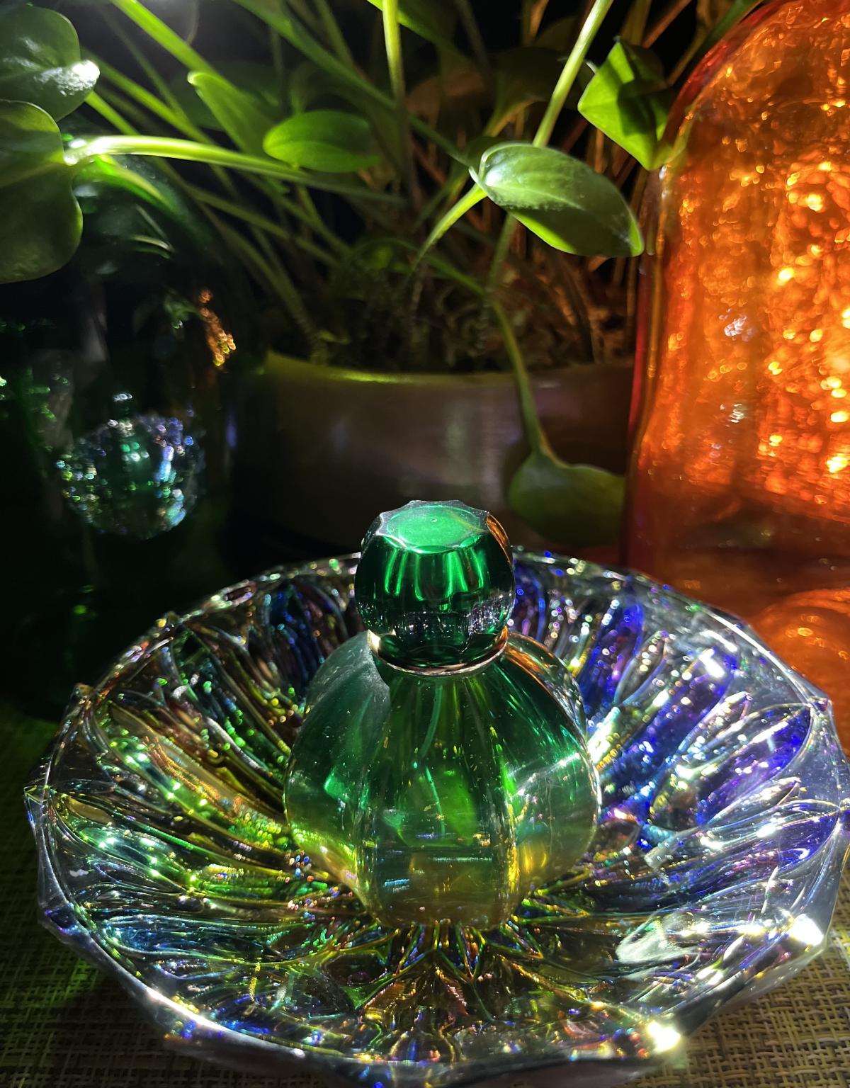 Mirage Oriflame perfume - a fragrance for women 2010