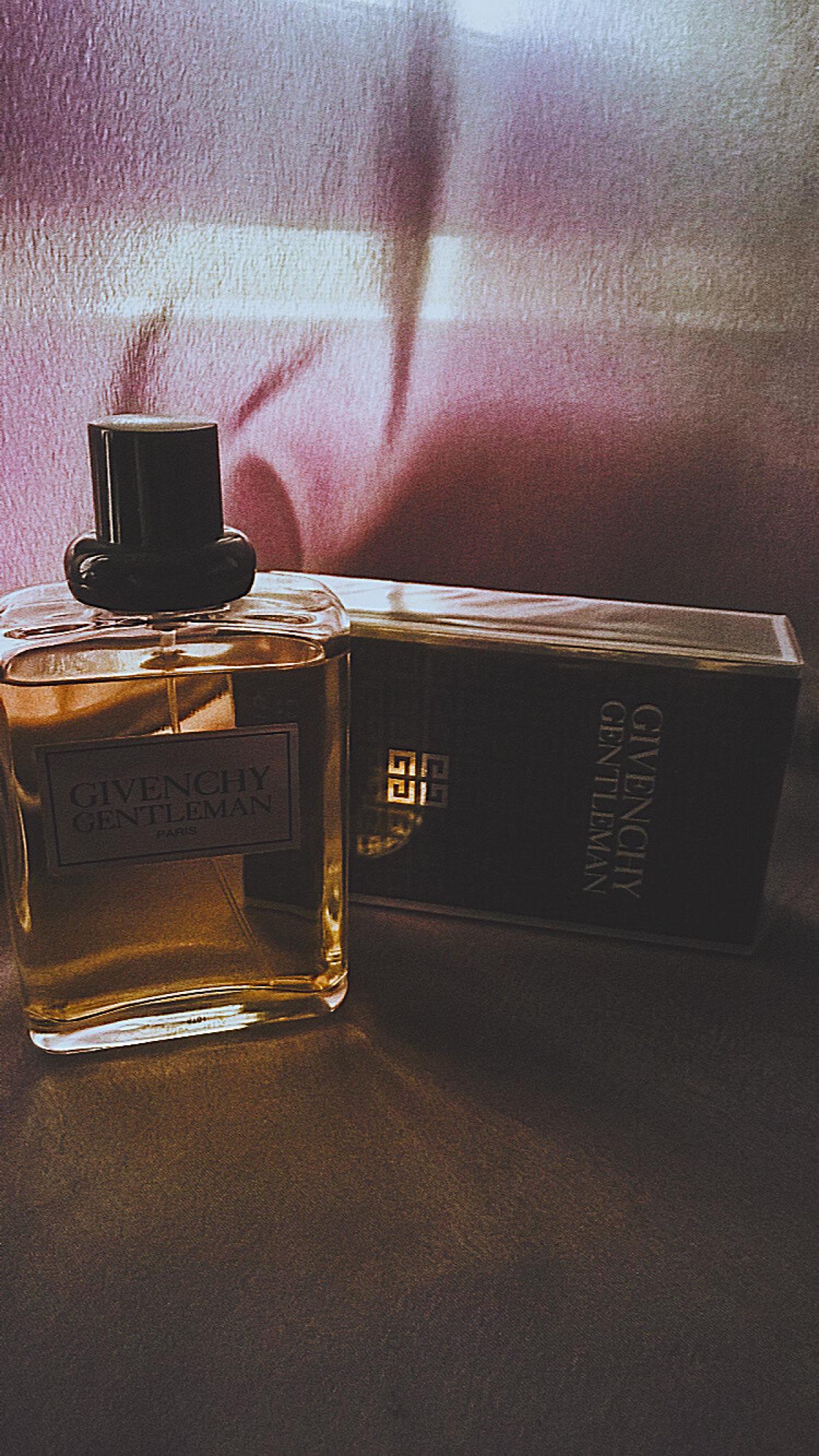 Gentleman (1974) Givenchy cologne - a fragrance for men 1974