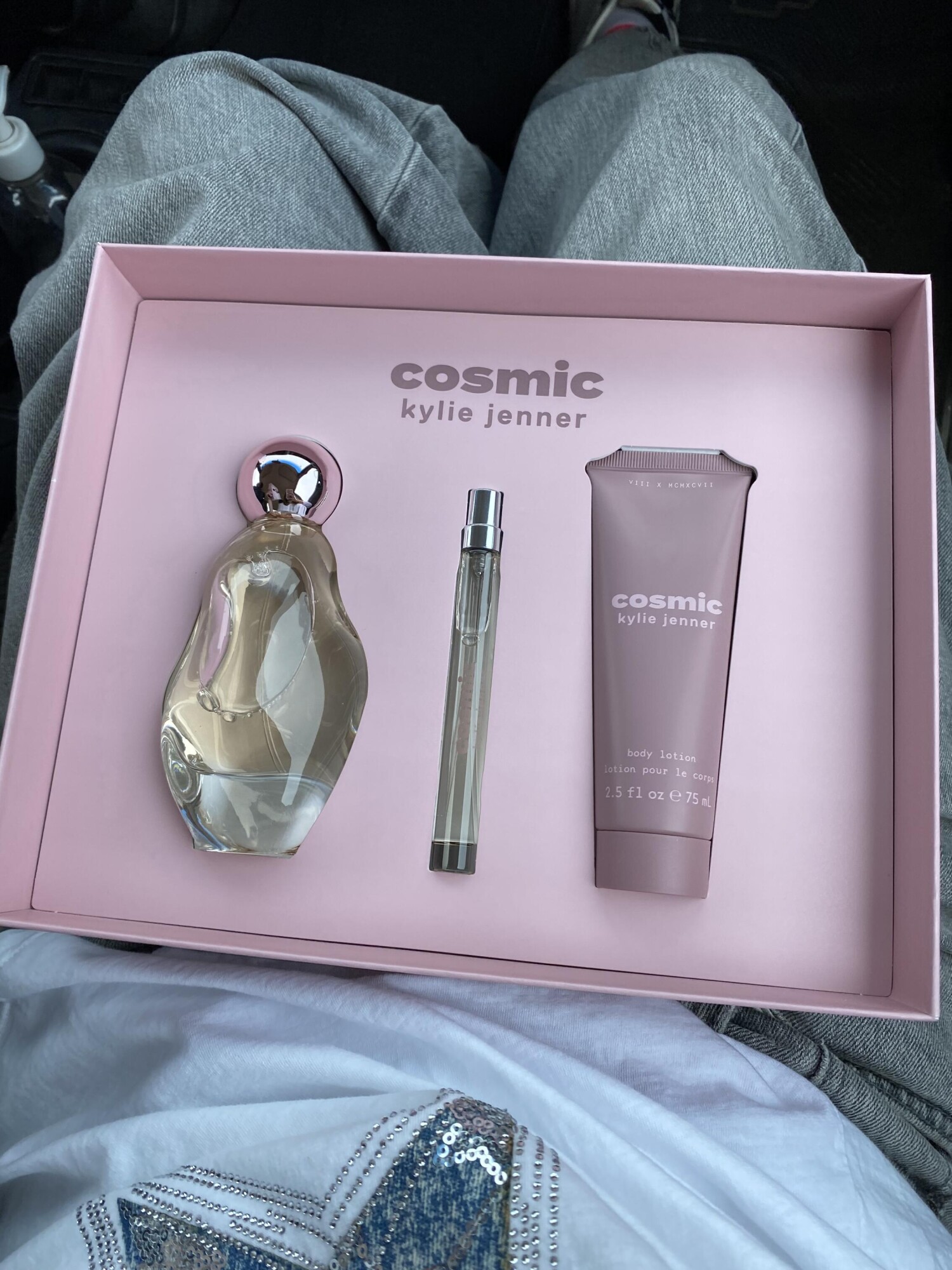 Cosmic Kylie Jenner Kylie Cosmetics 香水- 一款2024年女用香水