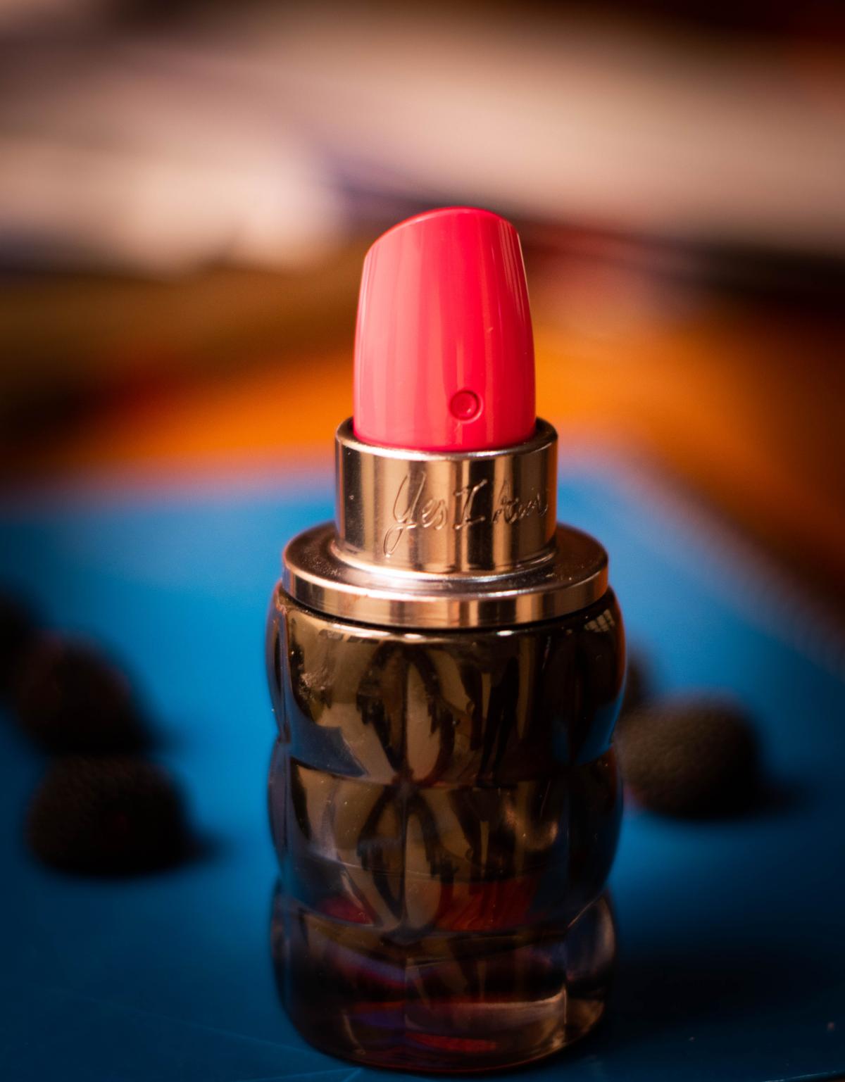 Yes I Am Pink First Cacharel parfum - un parfum pour femme 2019