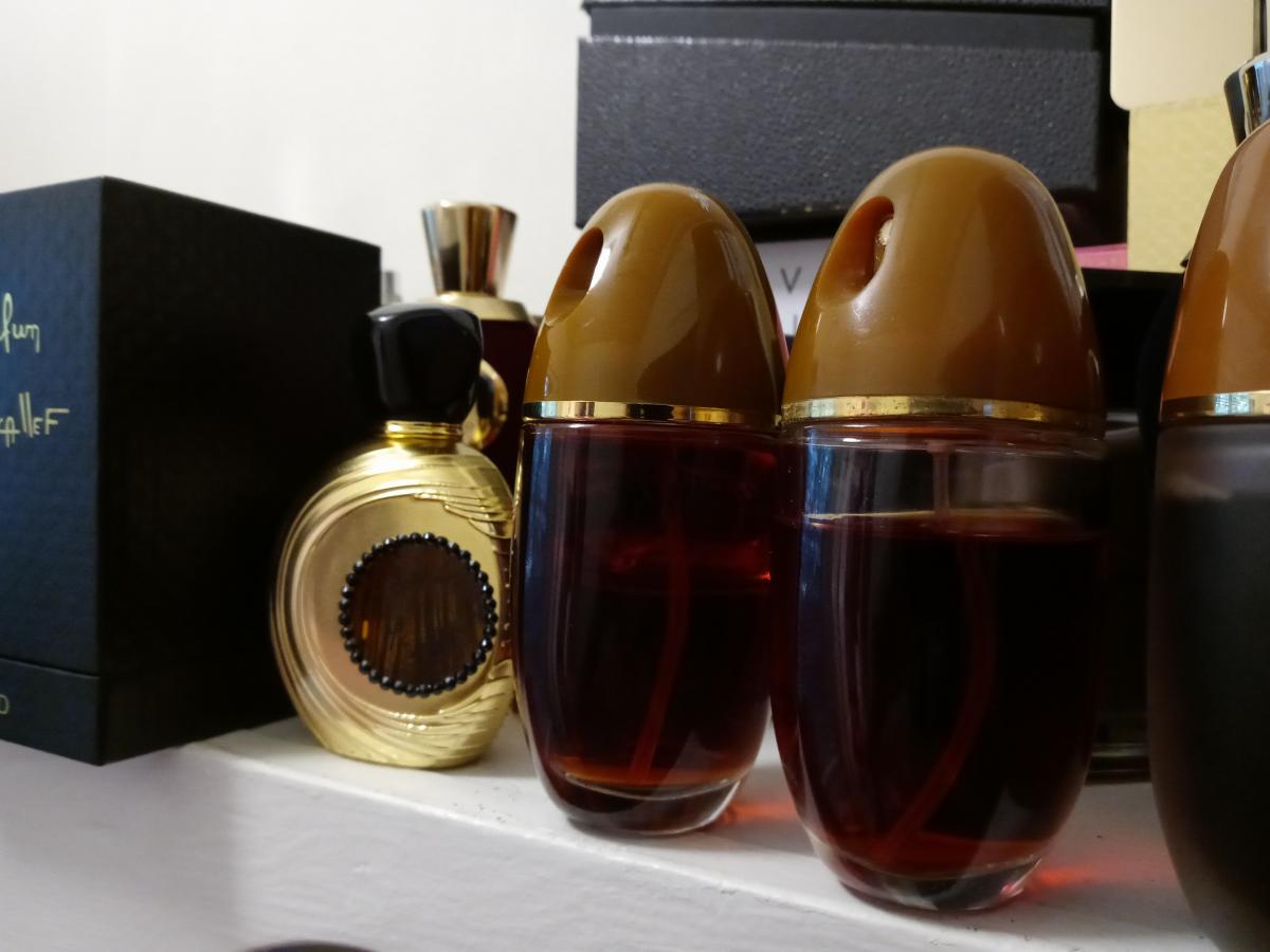 Obsession Calvin Klein perfume a fragrance for women 1985