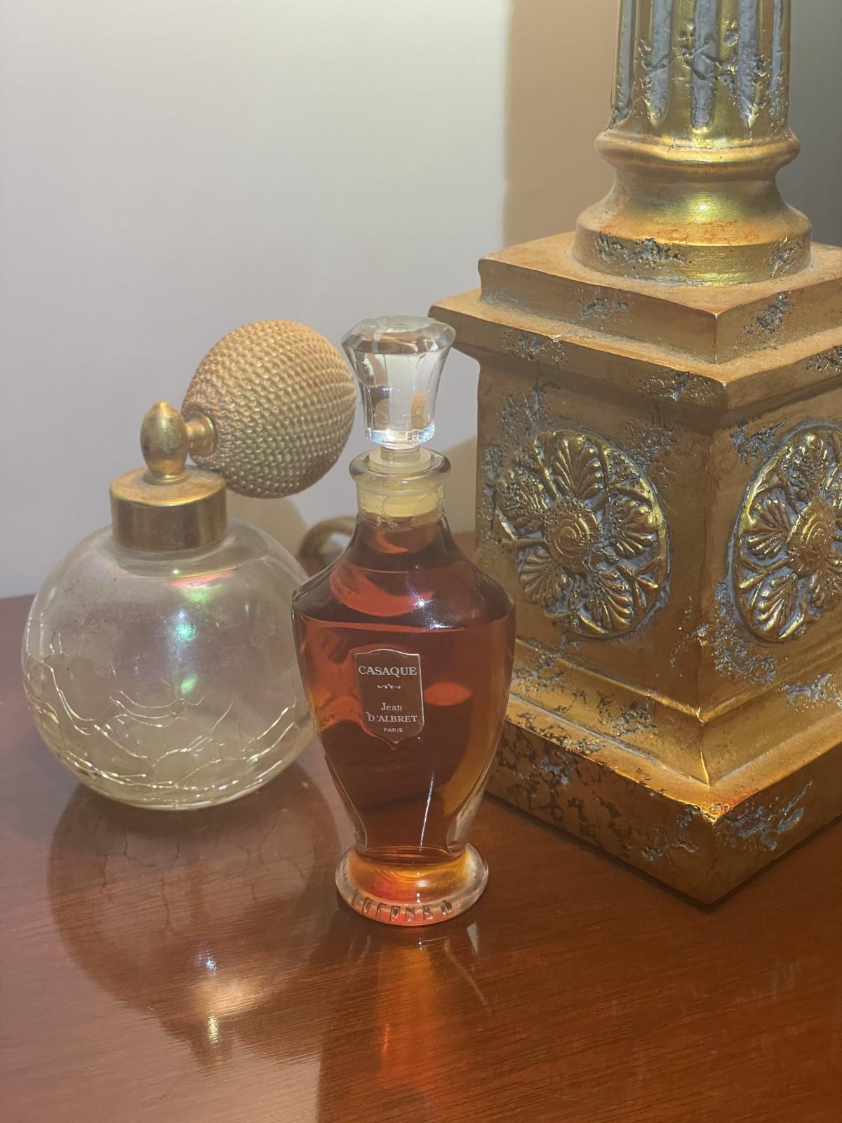 Casaque Jean d'Albret parfum - un parfum pour femme 1957