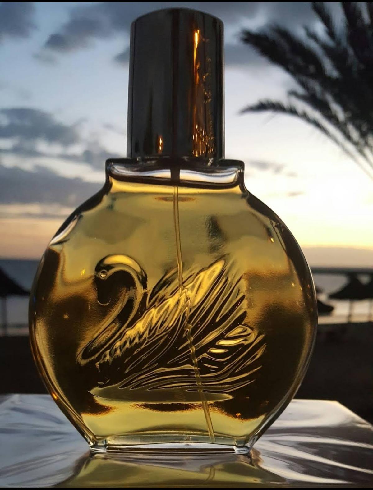 Vanderbilt Gloria Vanderbilt Parfum - ein es Parfum für Frauen 1982