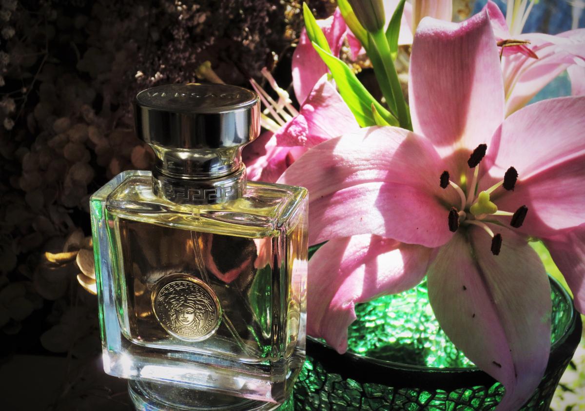 Versace Pour Femme Versace parfem - parfem za žene 2007