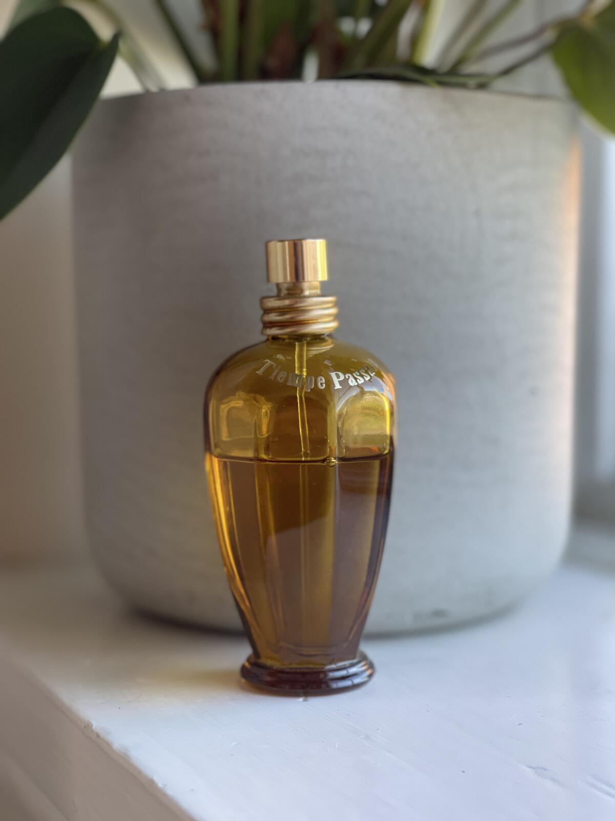 アントニアズ フラワーズ オードパルファムティエンペパサッテ60ml 他 