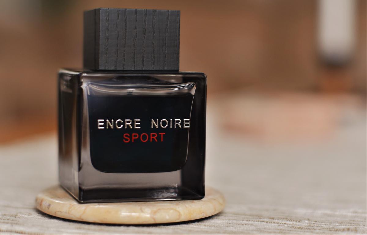 Encre noire sport описание