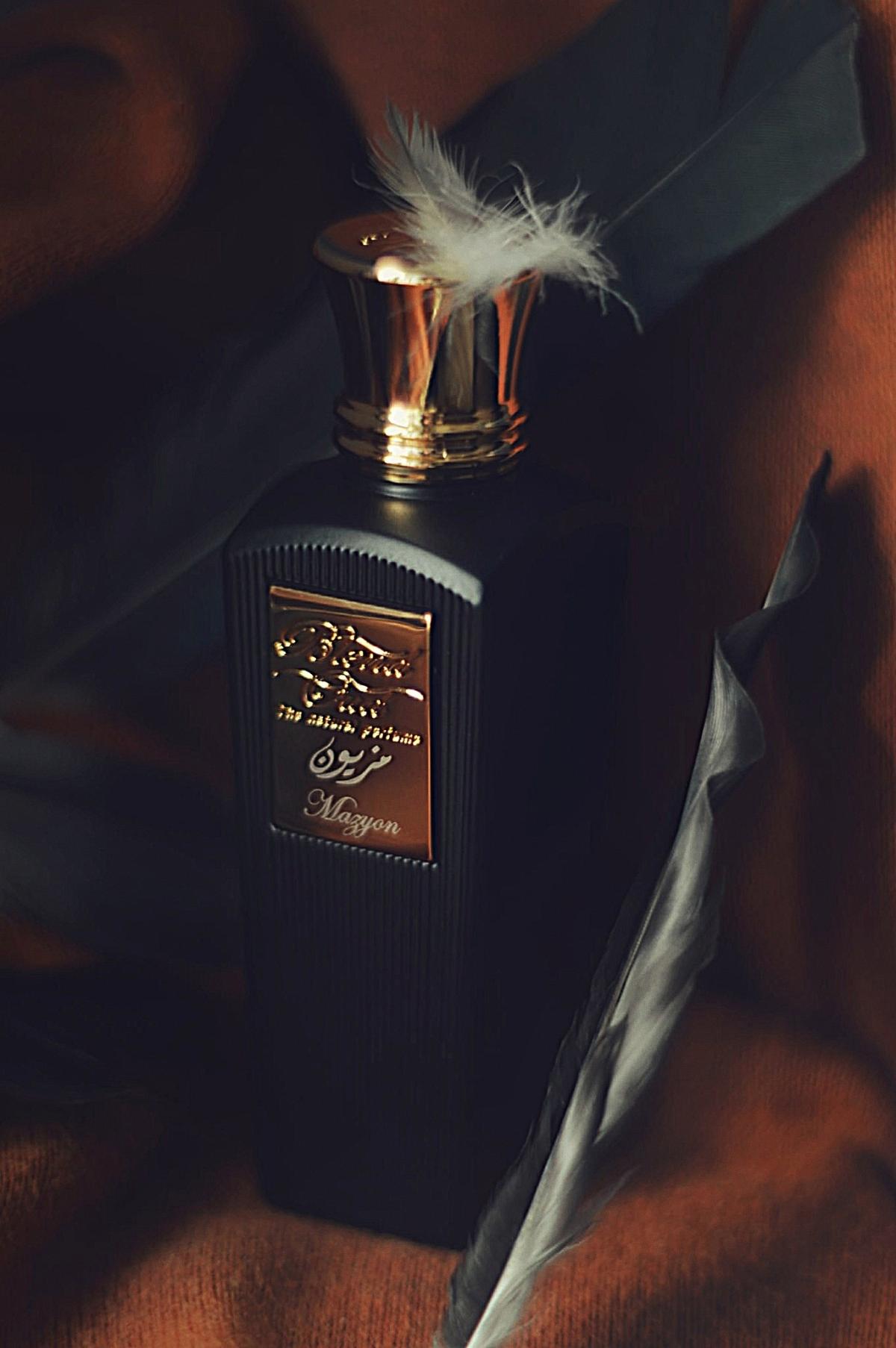 Mazyon Blend Oud perfume - a fragrance for women and men