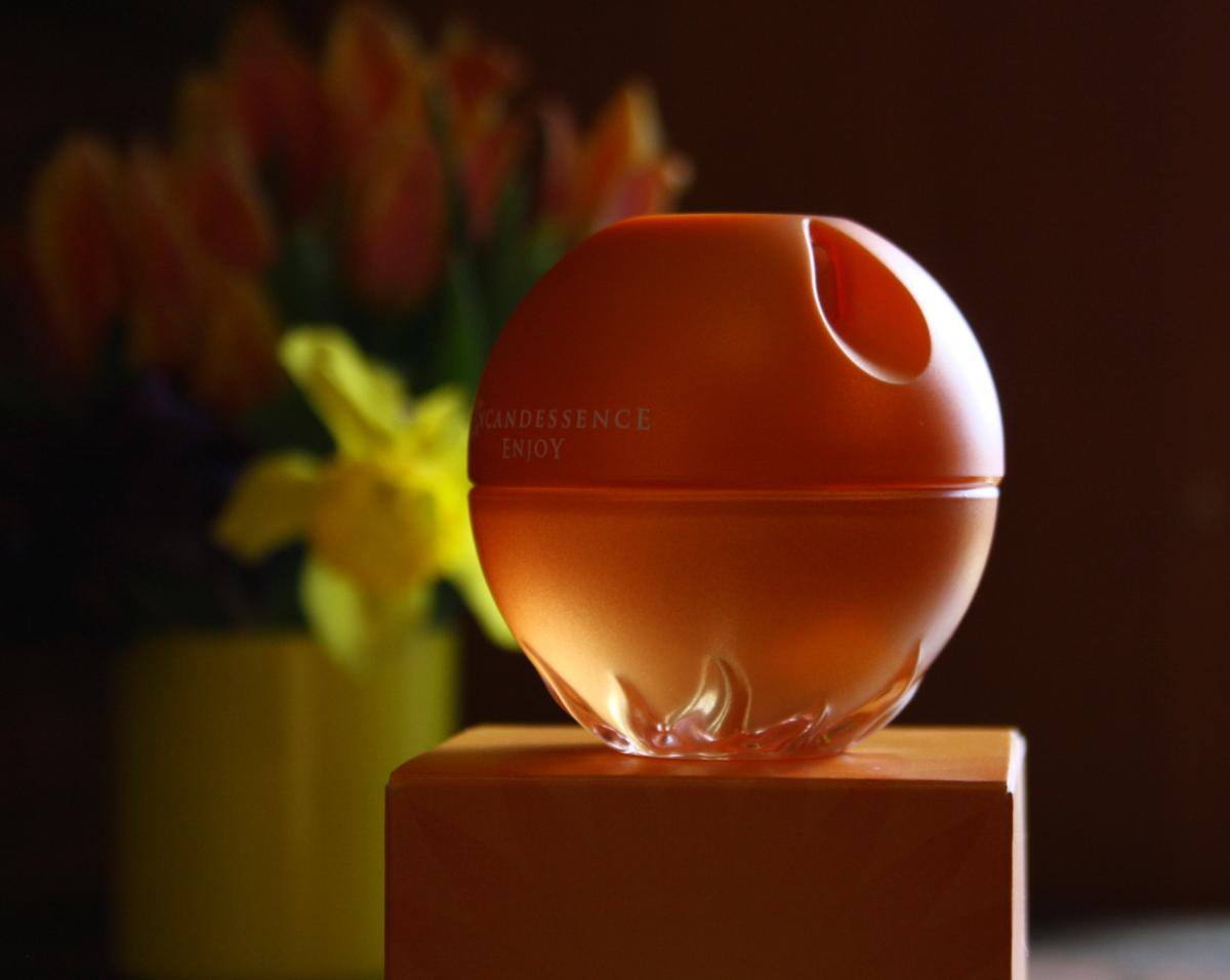 Incandessence Enjoy Avon perfume - a fragrance for women 2020