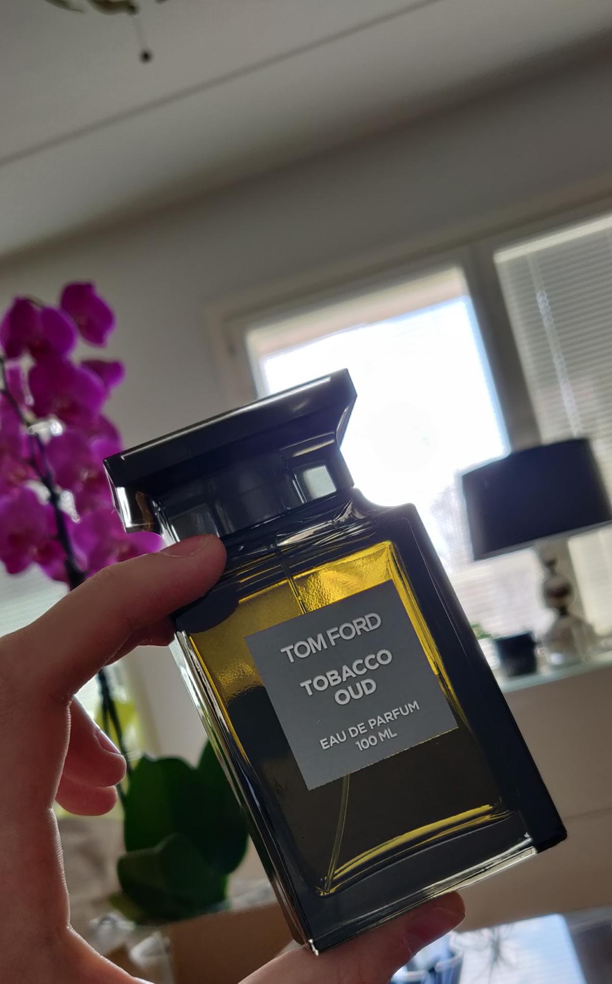 Tobacco Oud Tom Ford perfume - a fragrance for women and men 2013