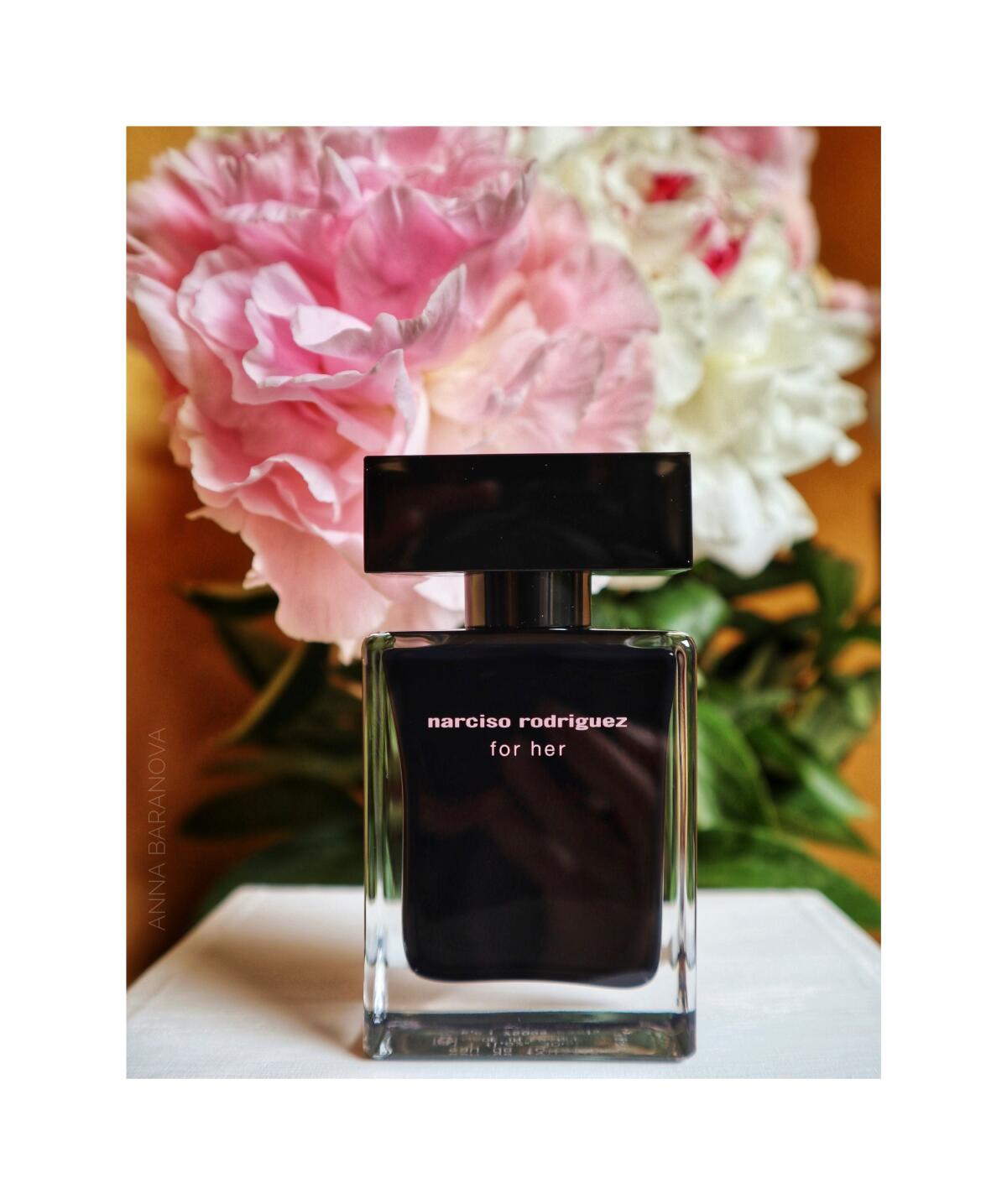 Narciso Rodriguez For Her Narciso Rodriguez perfume - a fragrance for ...