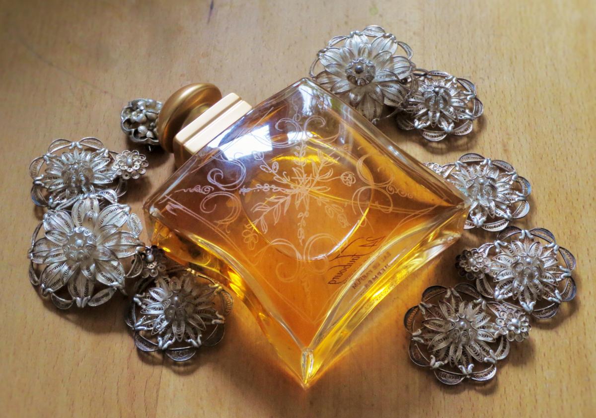 24 Faubourg Hermès perfume - a fragrance for women 1995