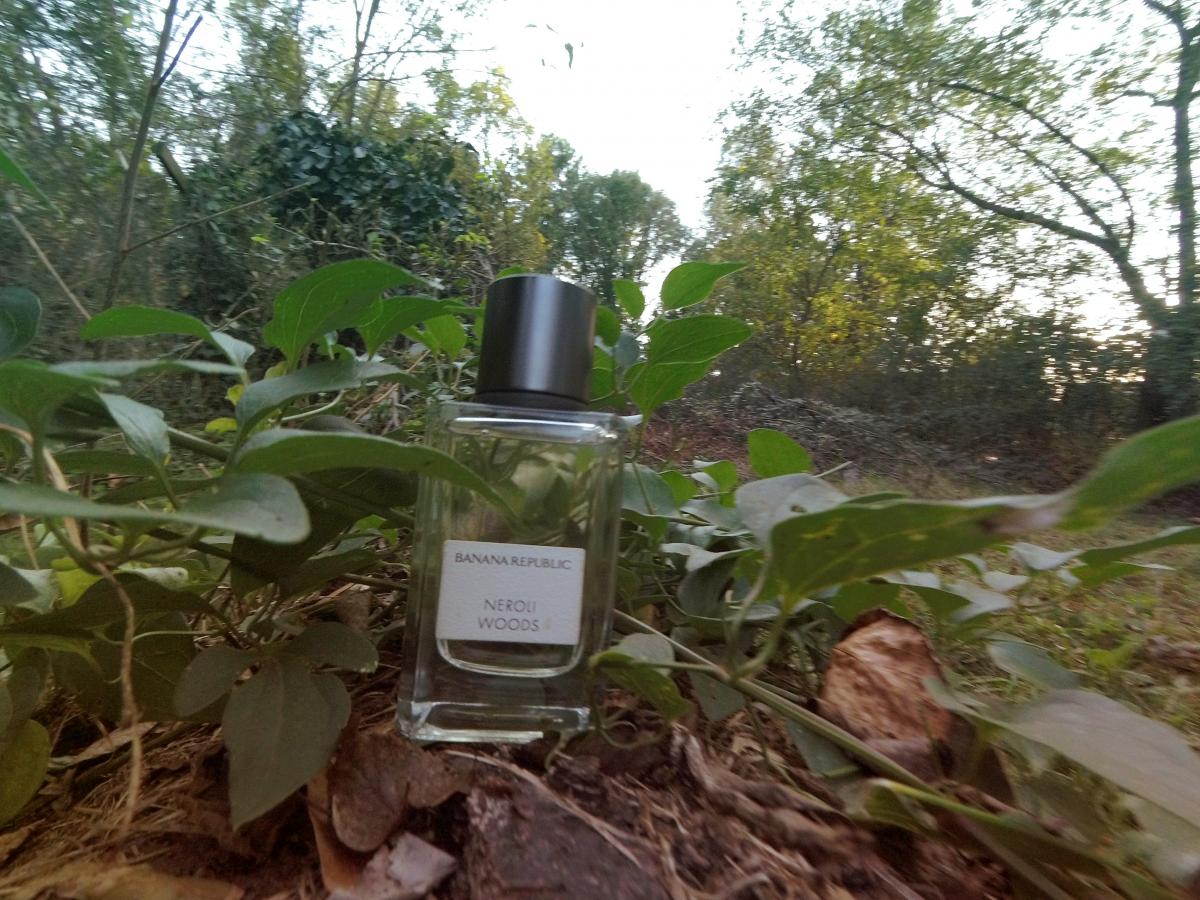 Neroli Woods Banana Republic perfume a fragrance for women and men 2018