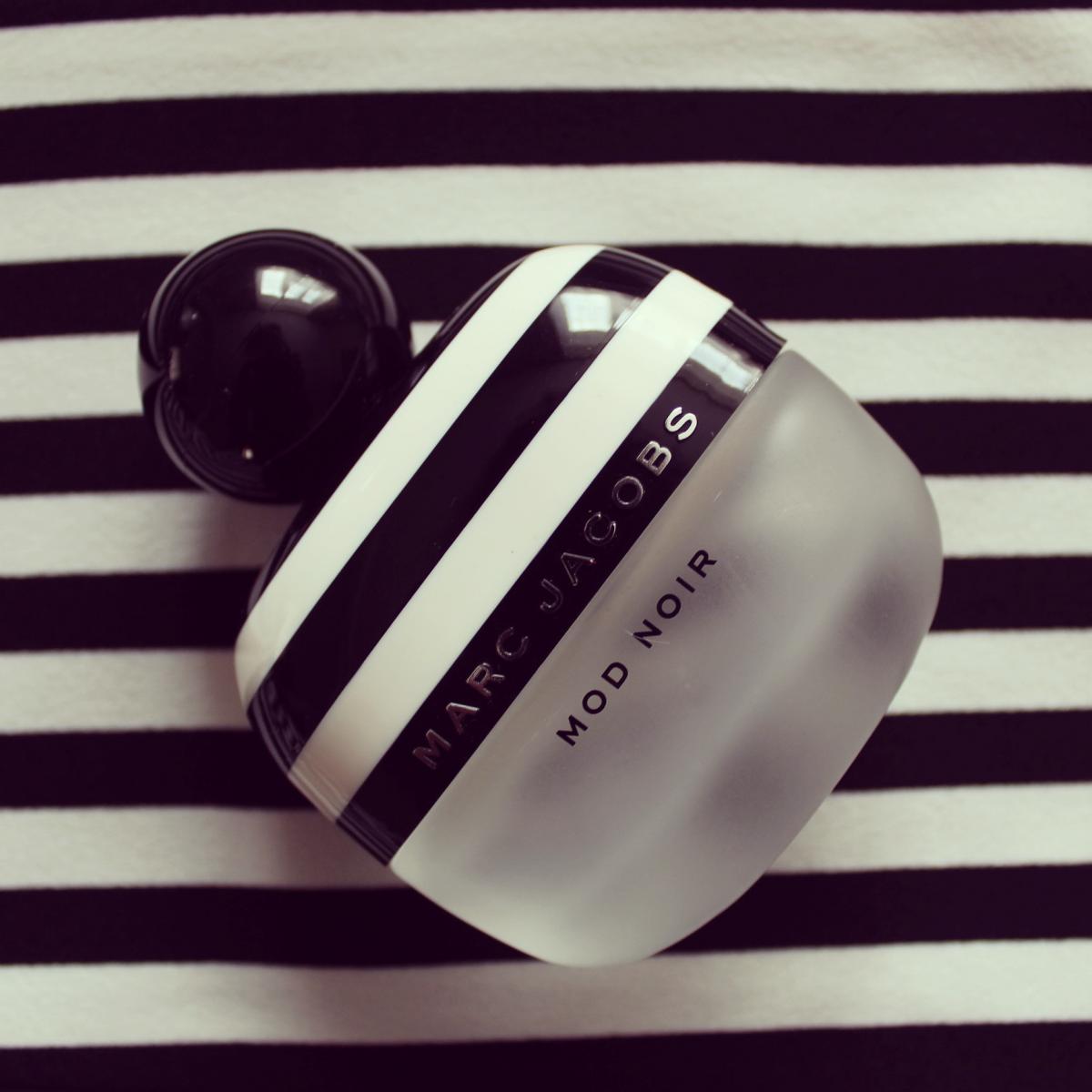 Mod Noir Marc Jacobs perfume a fragrance for women 2015