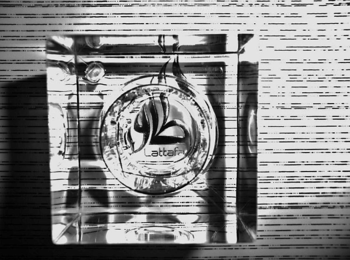 Sheikh Al Shuyukh Lattafa Perfumes perfume - a fragrance for women and men