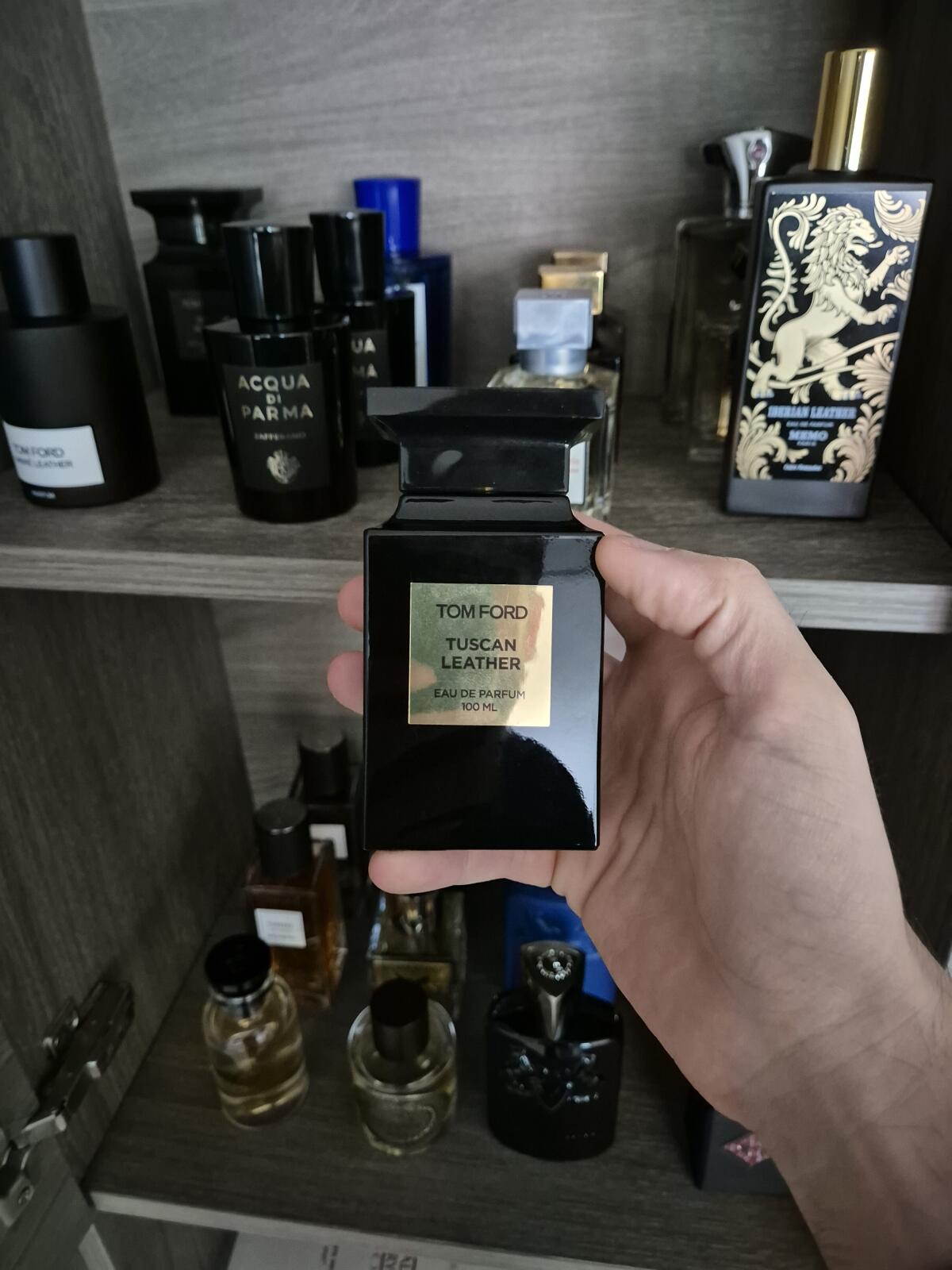 Tuscan Leather Tom Ford perfume - a fragrance for women and men 2007