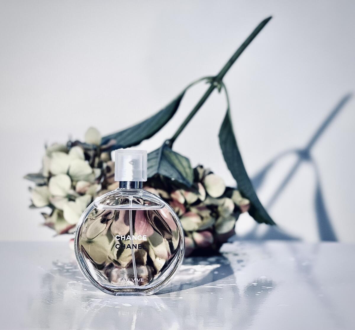 Chance Eau Vive Chanel аромат — аромат для женщин 2015