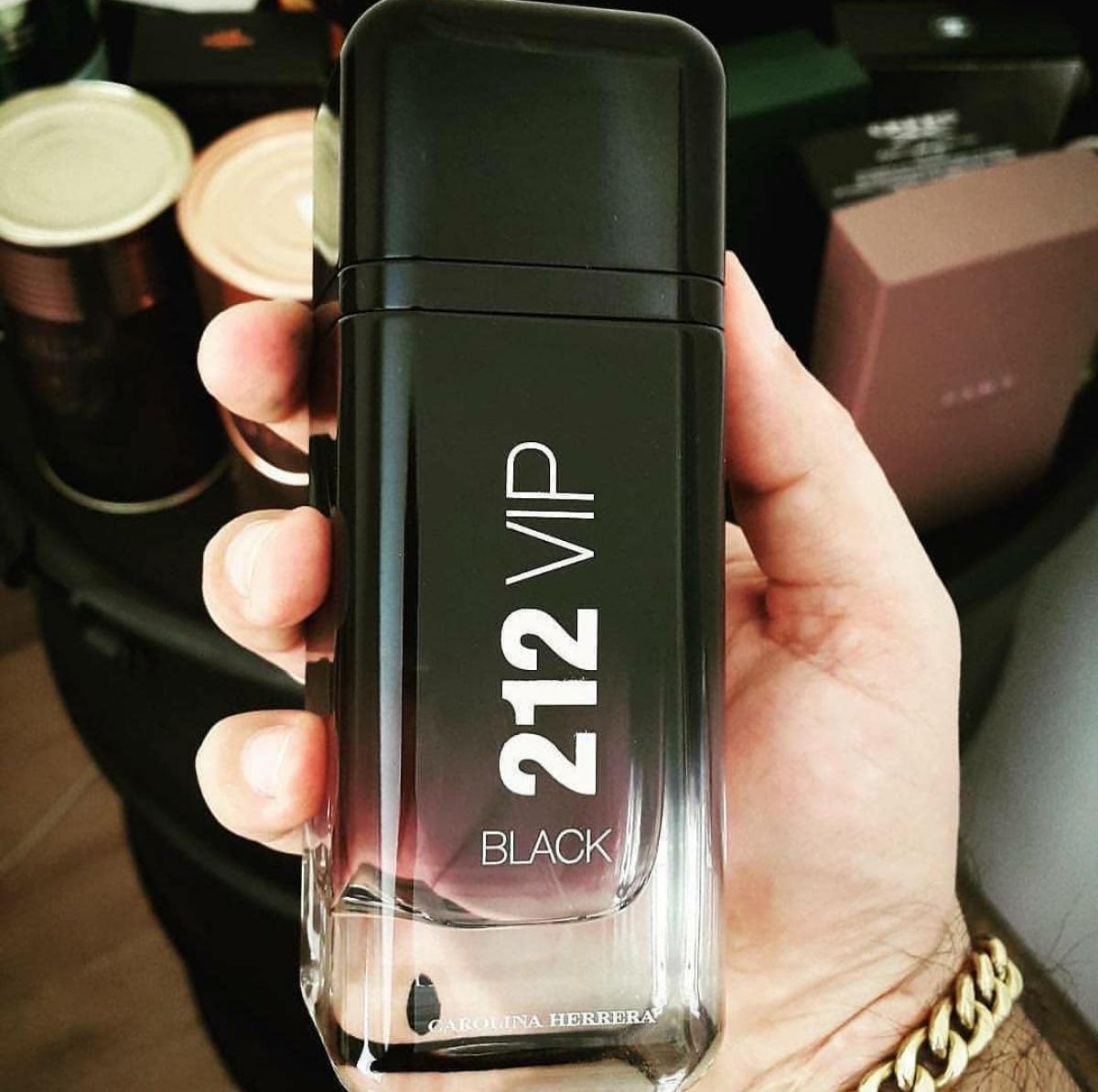 212 VIP Black Carolina Herrera cologne - a fragrance for men 2017