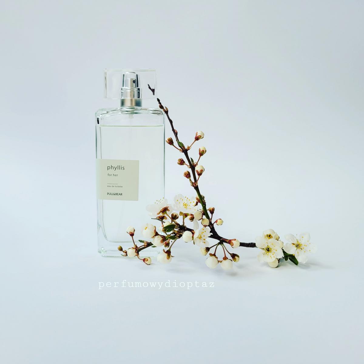 Phyllis Pull and Bear perfume a fragrance for women 2012
