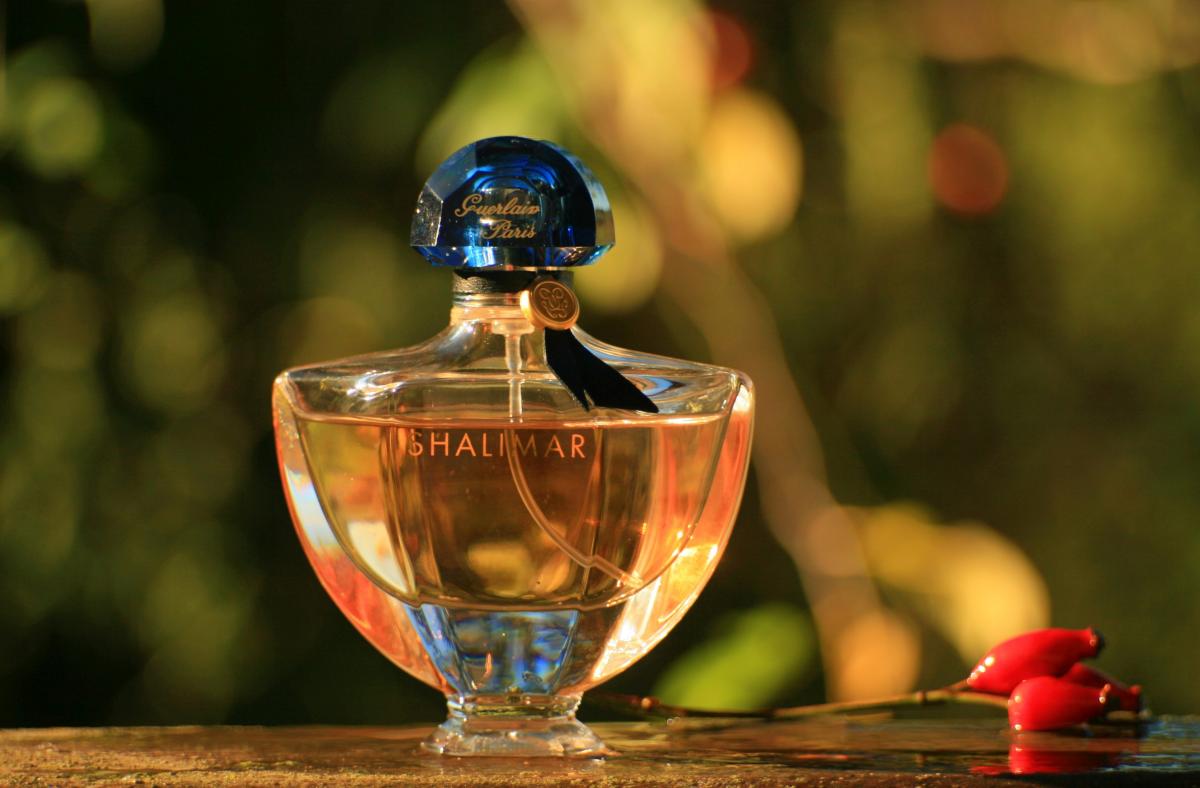 Shalimar Eau De Toilette Guerlain Perfume A Fragrance For Women