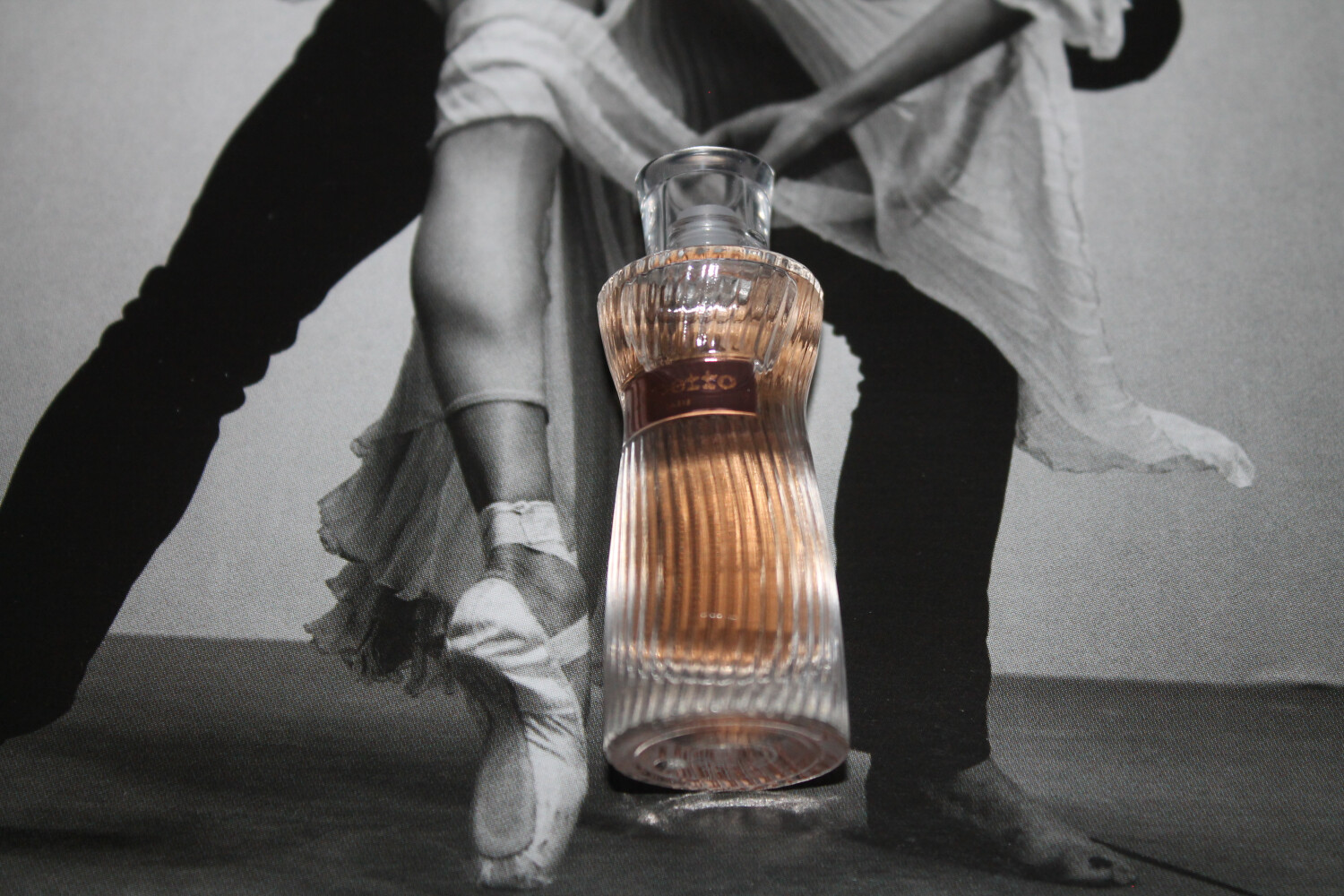 Dance With Repetto Floral by Repetto, 1.3 oz Eau De Toilette Spray for Women