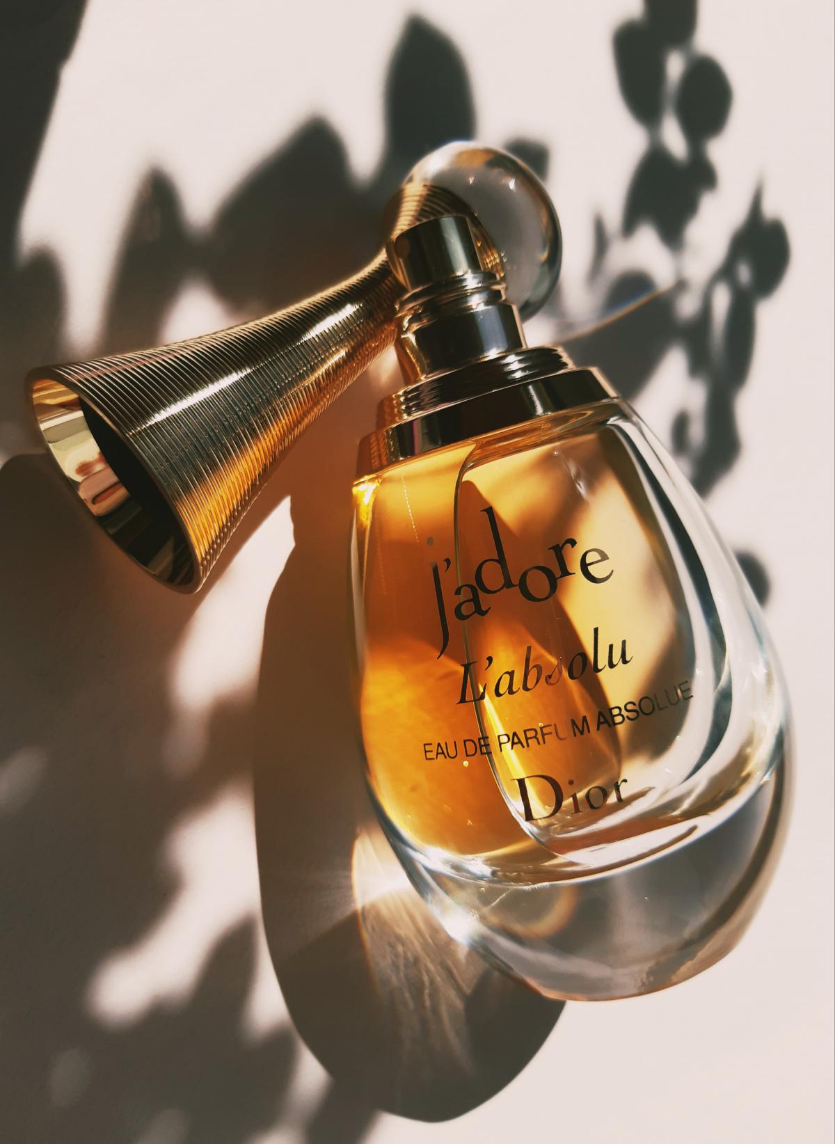 J'Adore L'Absolu Christian Dior perfume - a fragrance for women 2007