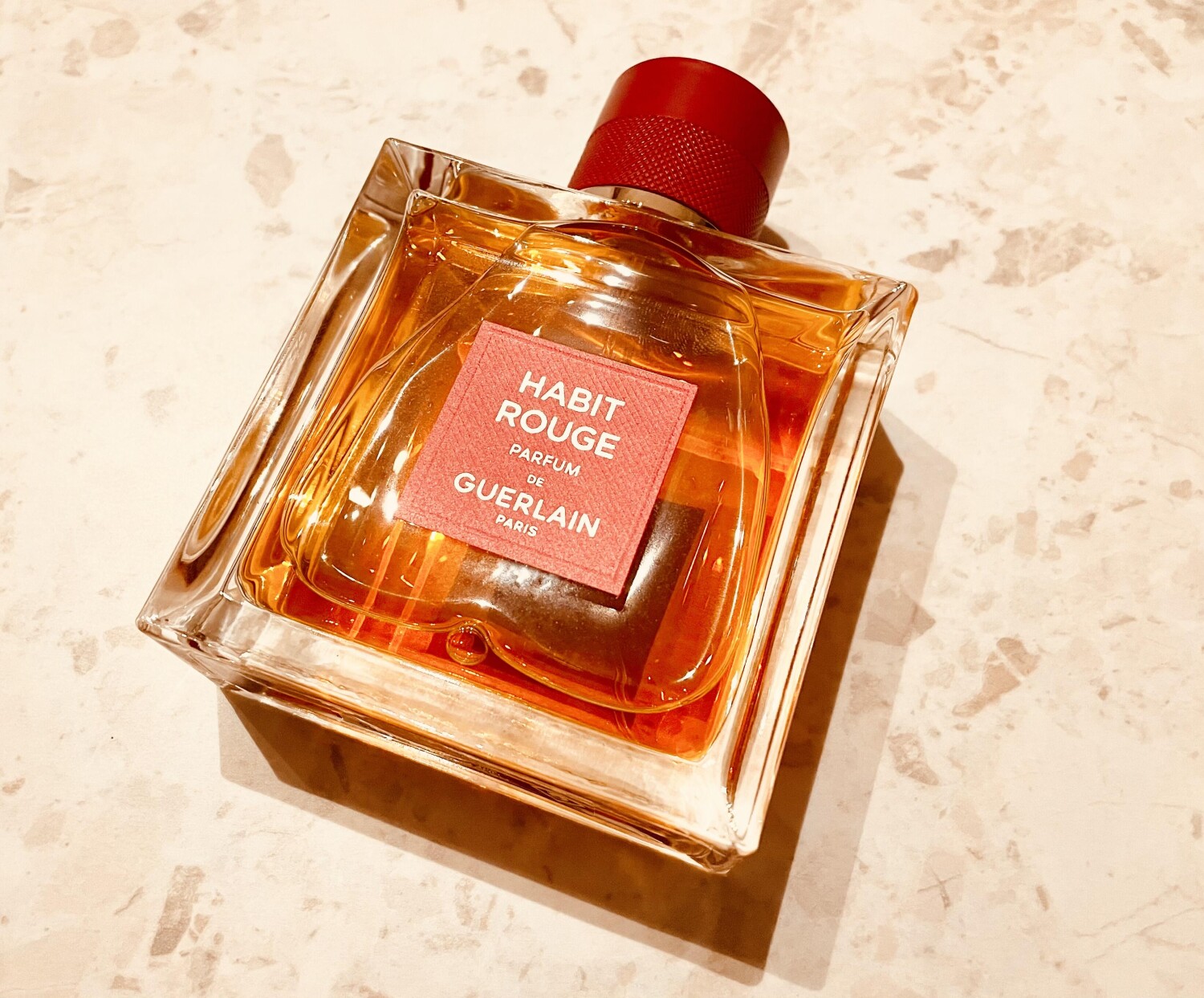 Habit Rouge Parfum Guerlain Cologne - un parfum pour homme 2024