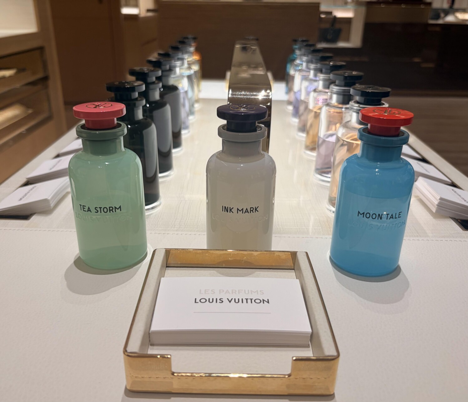 Moon Tale Louis Vuitton 香水- 一款2025年新的中性香水