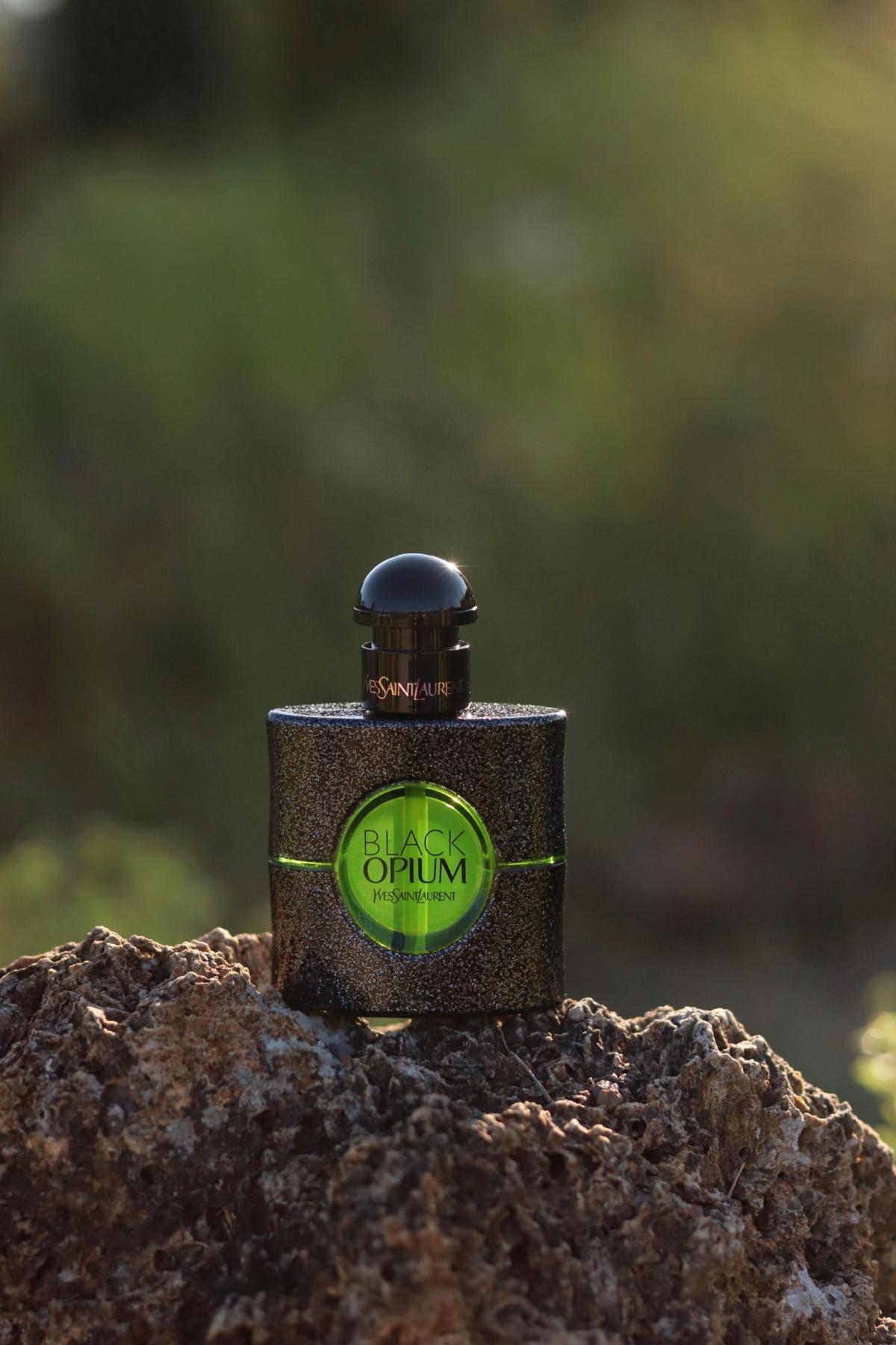 Black opium illicit green