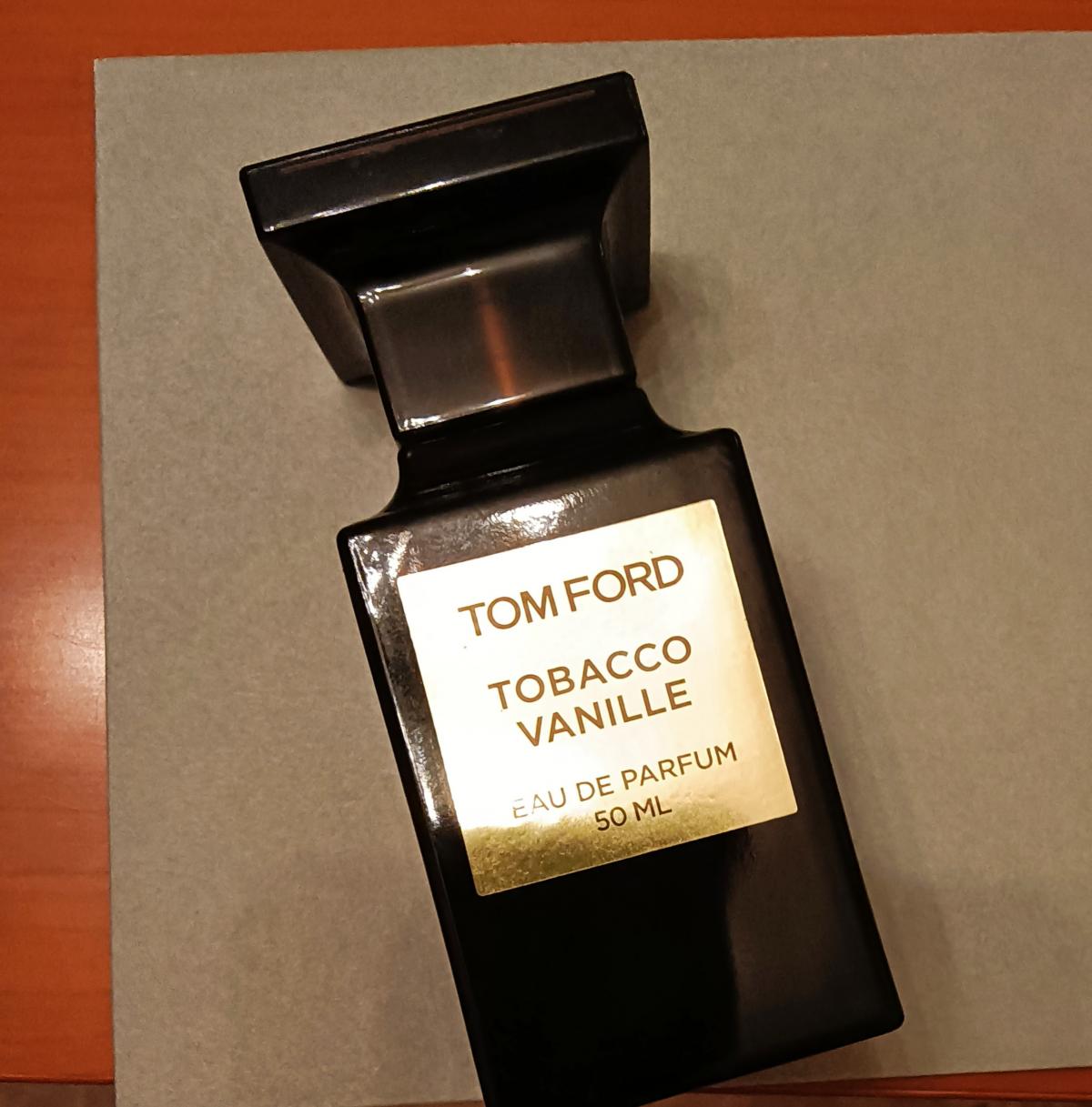 Tobacco Vanille Tom Ford - una fragranza unisex 2007