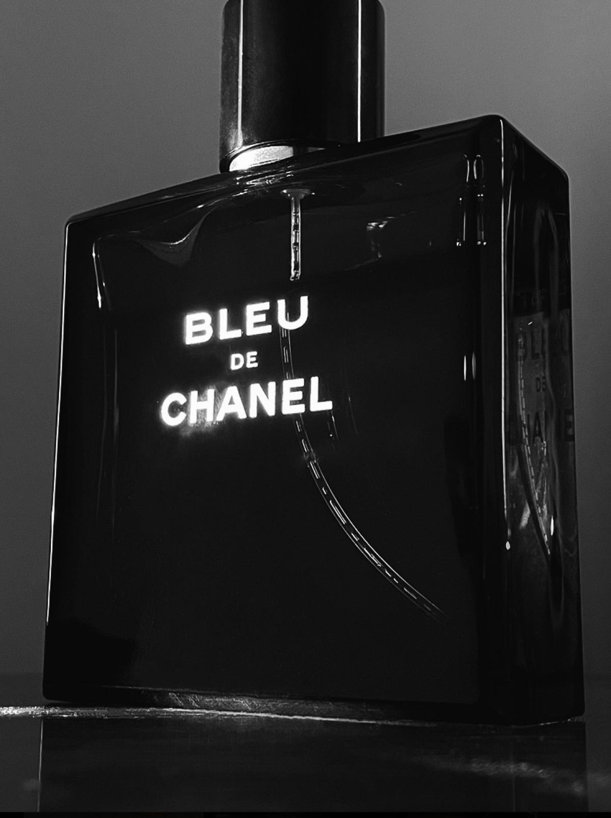 Bleu de chanel москва. Chanel bleu de Chanel. Chanel Blue de Chanel men. Одеколон Chanel мужской bleu. Bleu de Chanel реклама.