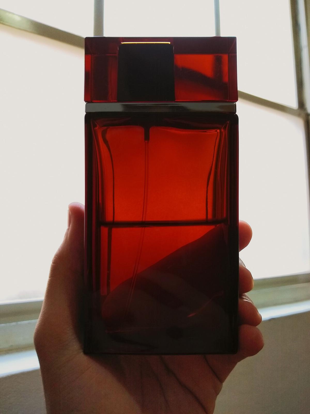 M7 Yves Saint Laurent zapach - to perfumy dla mężczyzn 2002