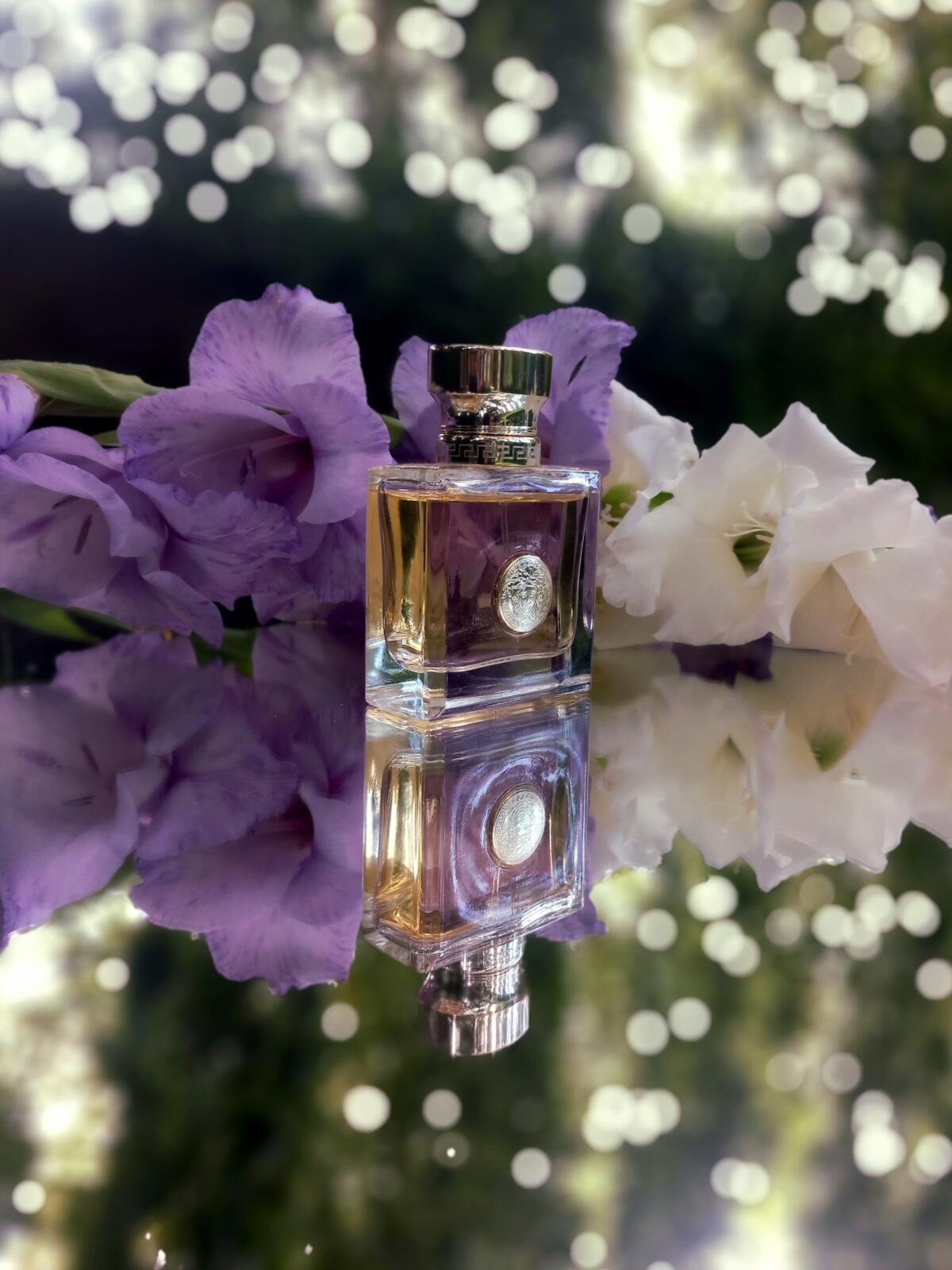Versace Pour Femme Versace parfem - parfem za žene 2007