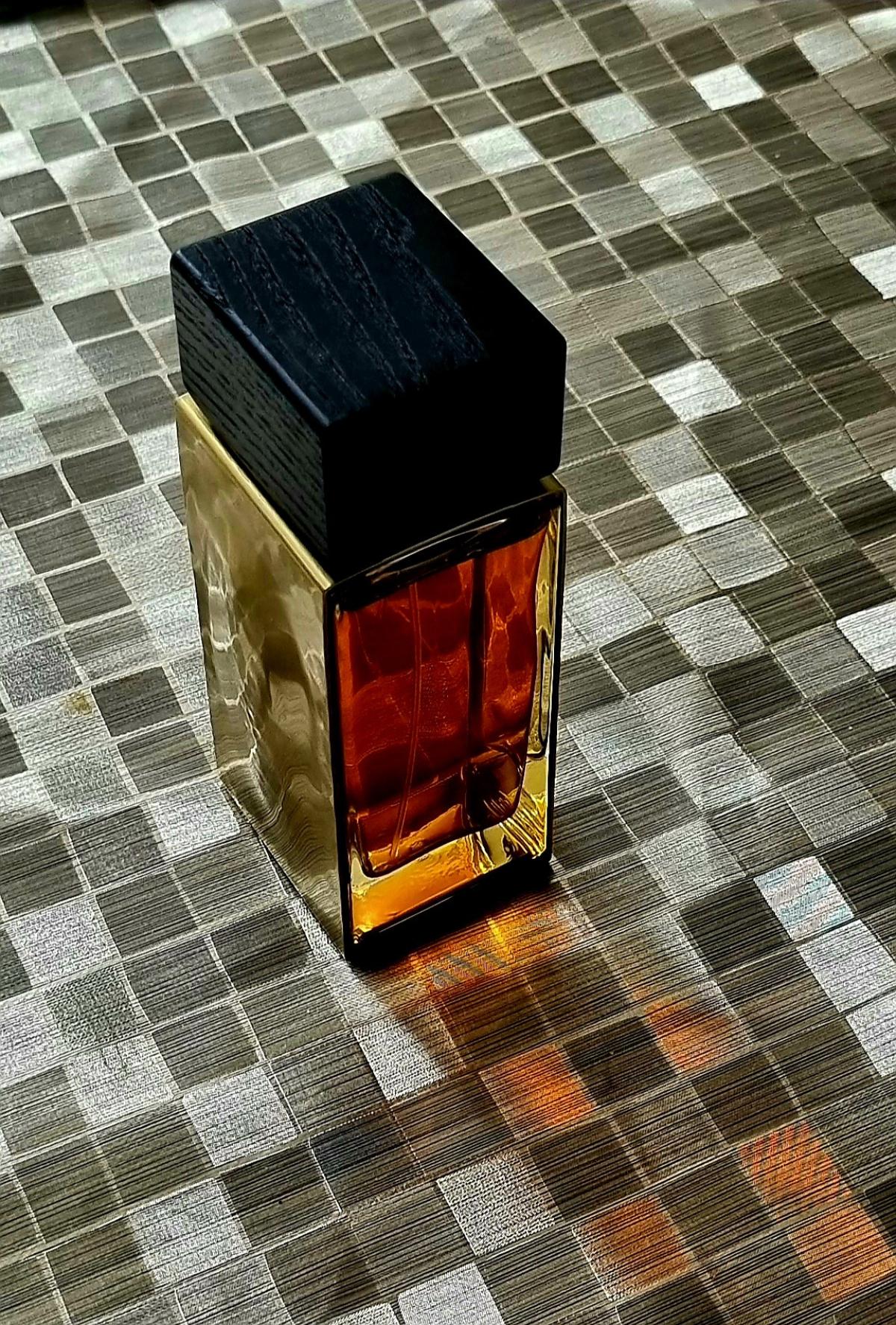 Donna Karan Gold Donna Karan аромат — аромат для женщин 2006