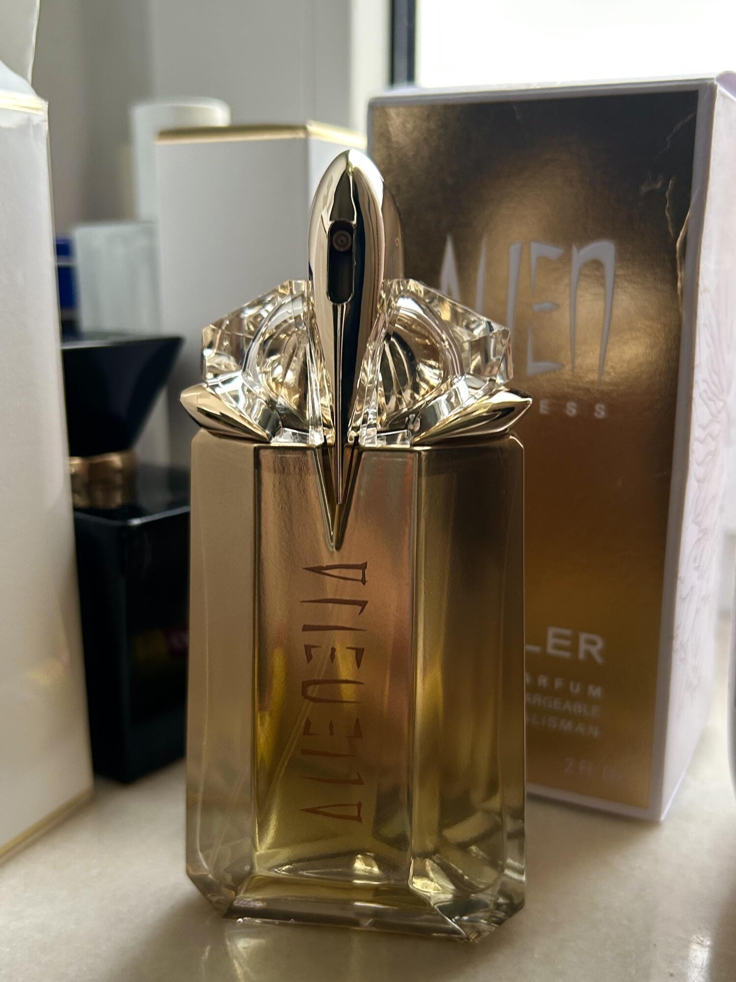 Alien Goddess Mugler perfume - a fragrance for women 2021