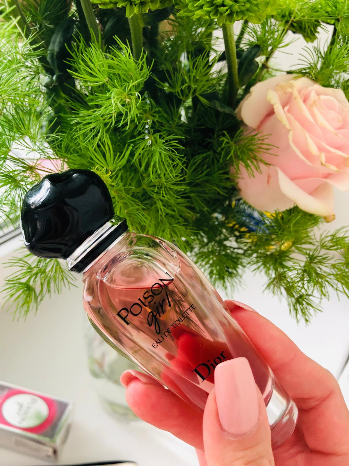 Poison Girl Eau de Toilette Roller Pearl Christian Dior fragancia una