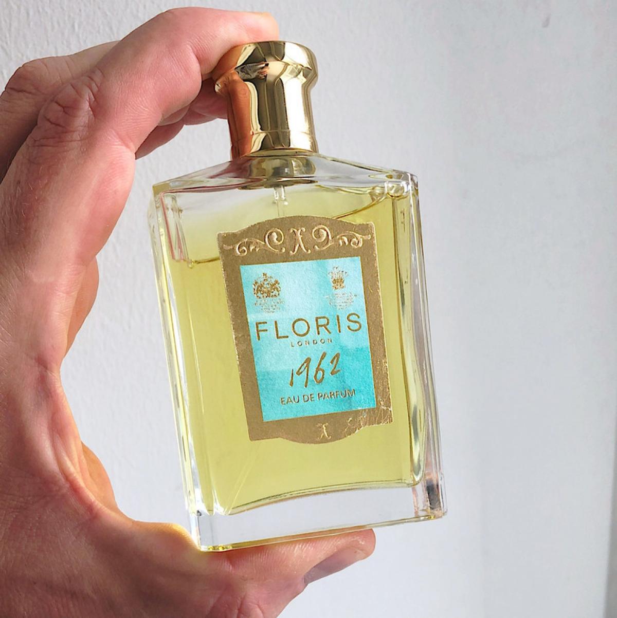 1962 Floris perfume a fragrance for women and men 2016