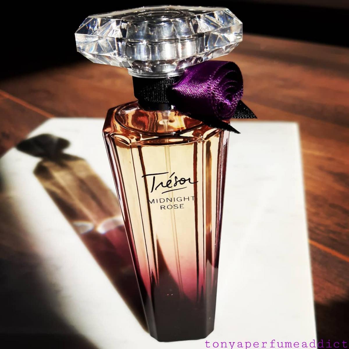 Trésor Midnight Rose Lancôme perfume a fragrance for women 2011