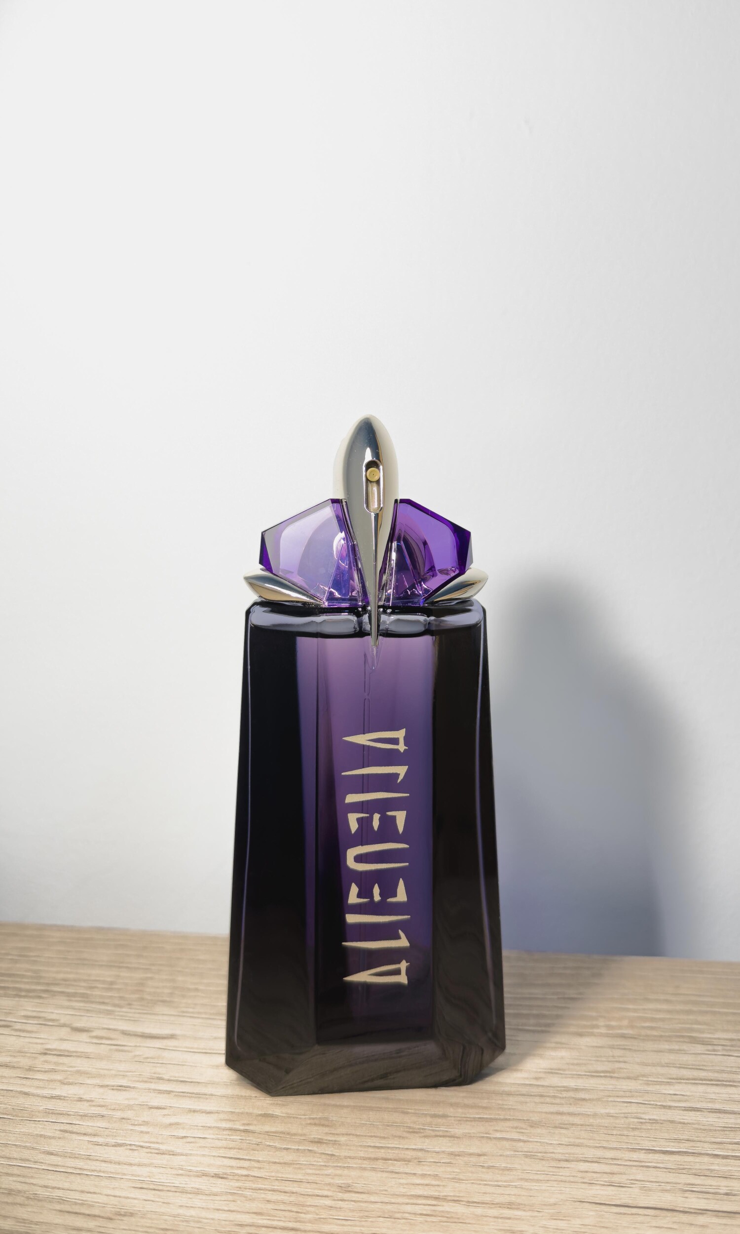 Alien Mugler perfumy - to perfumy dla kobiet 2005