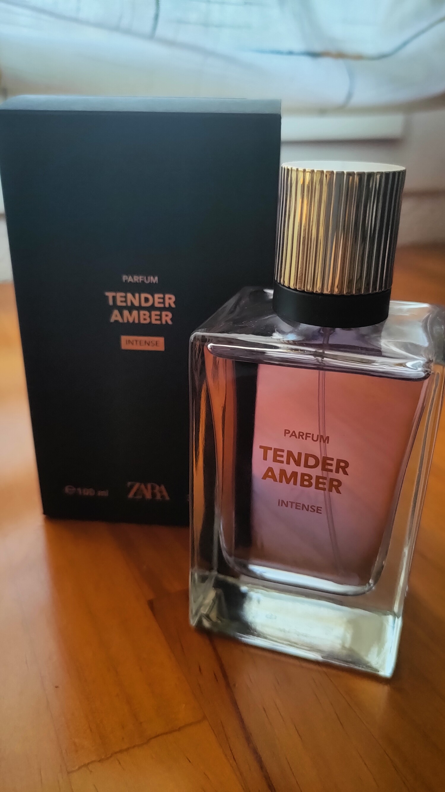 Tender Amber Intense Zara 2023
