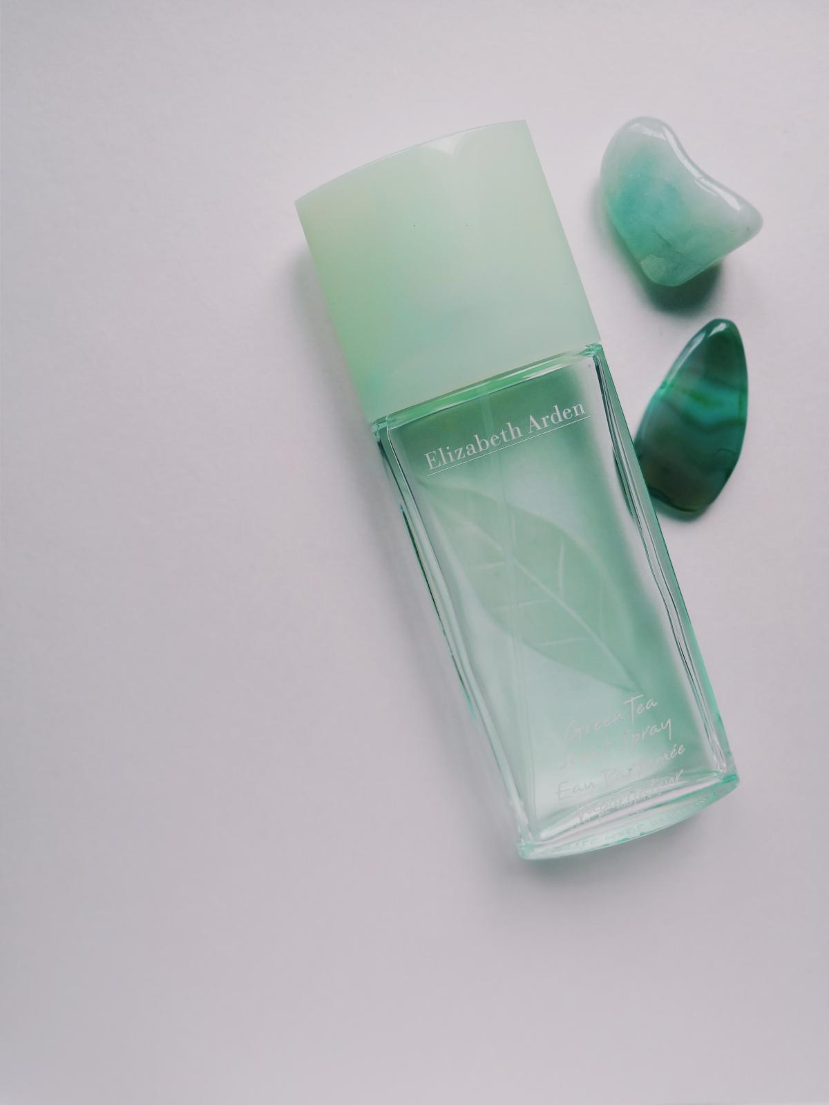 Green Tea Elizabeth Arden perfume a fragrance for women 1999