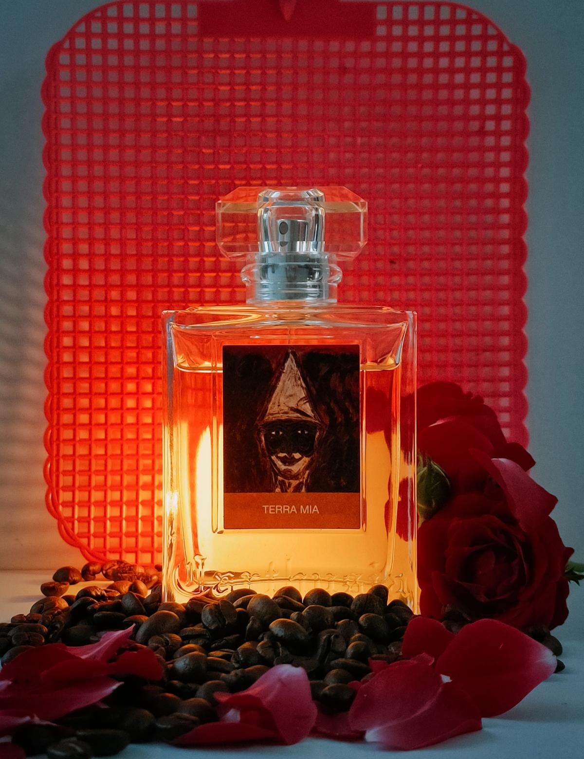 Terra Mia Carthusia perfume - a fragrance for women and men 2017